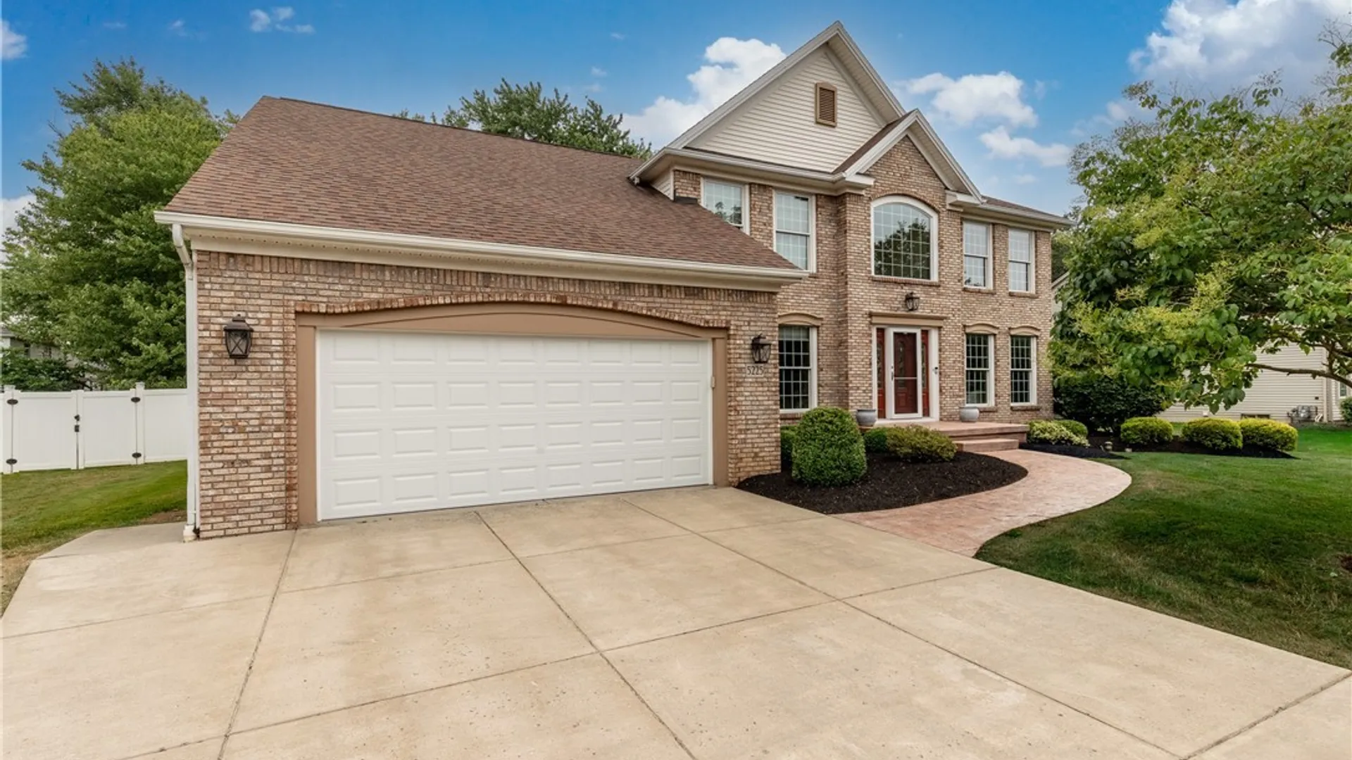 Property at 5225 Fox Trace, Clarence, NY 14221 2