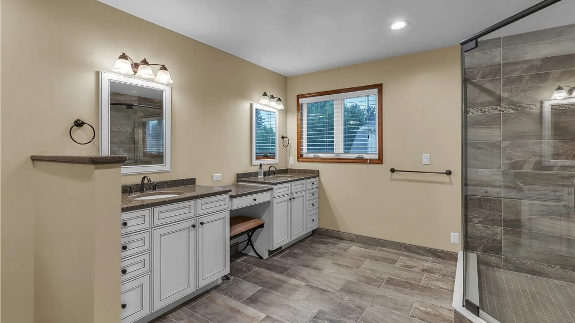 Property at 5225 Fox Trace, Clarence, NY 14221 26