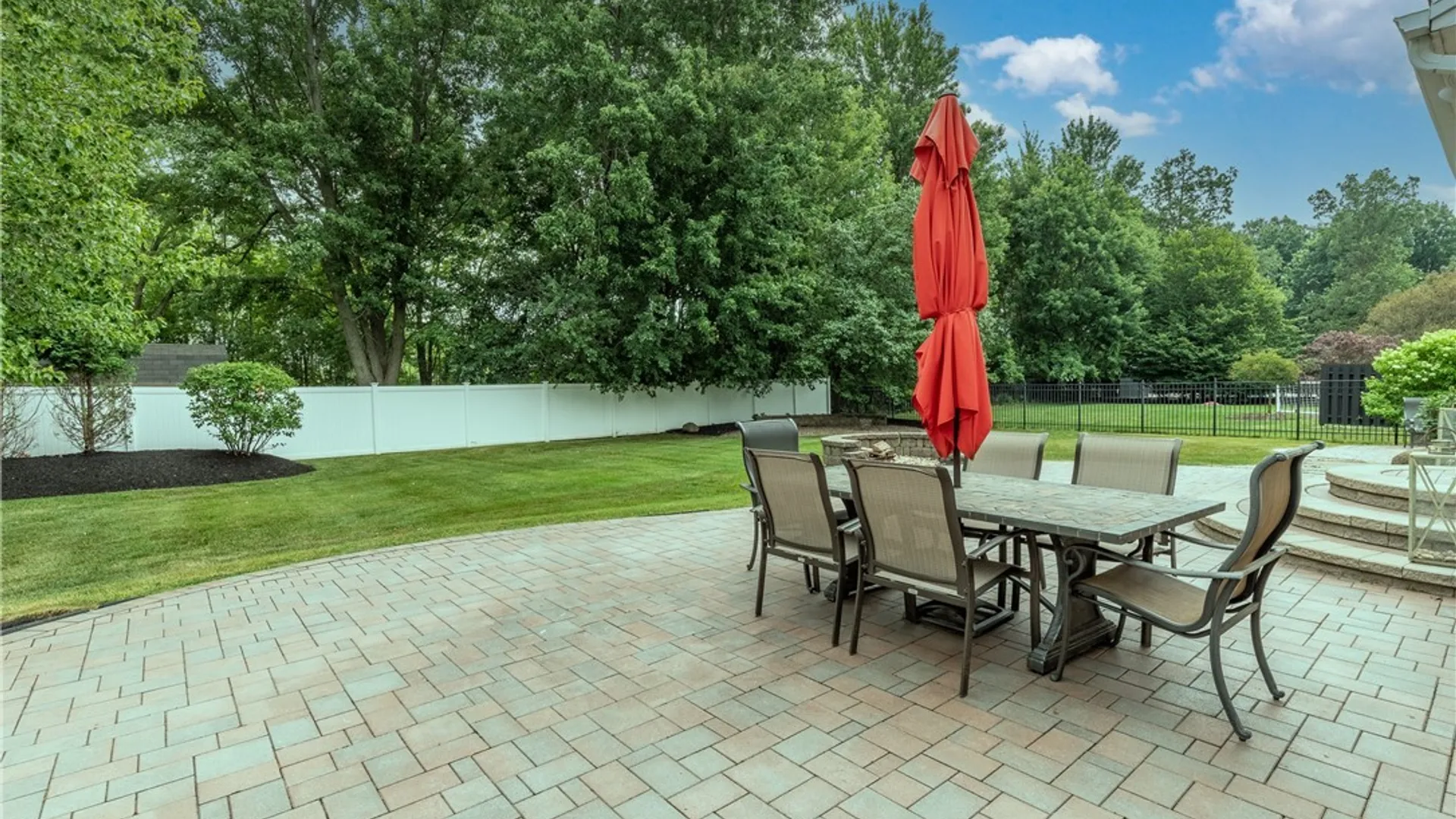 Property at 5225 Fox Trace, Clarence, NY 14221 8