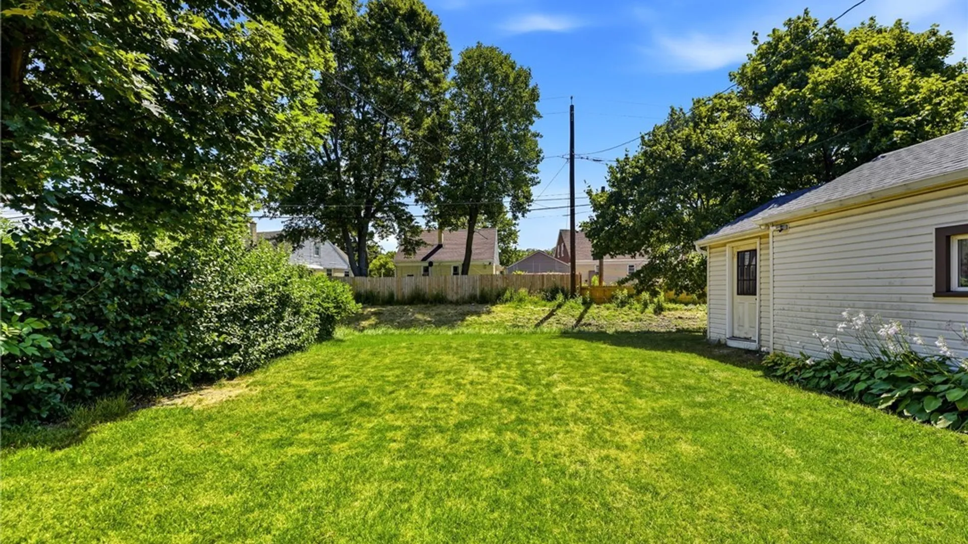 Property at 121 Vegola Avenue, Cheektowaga, NY 14225 26