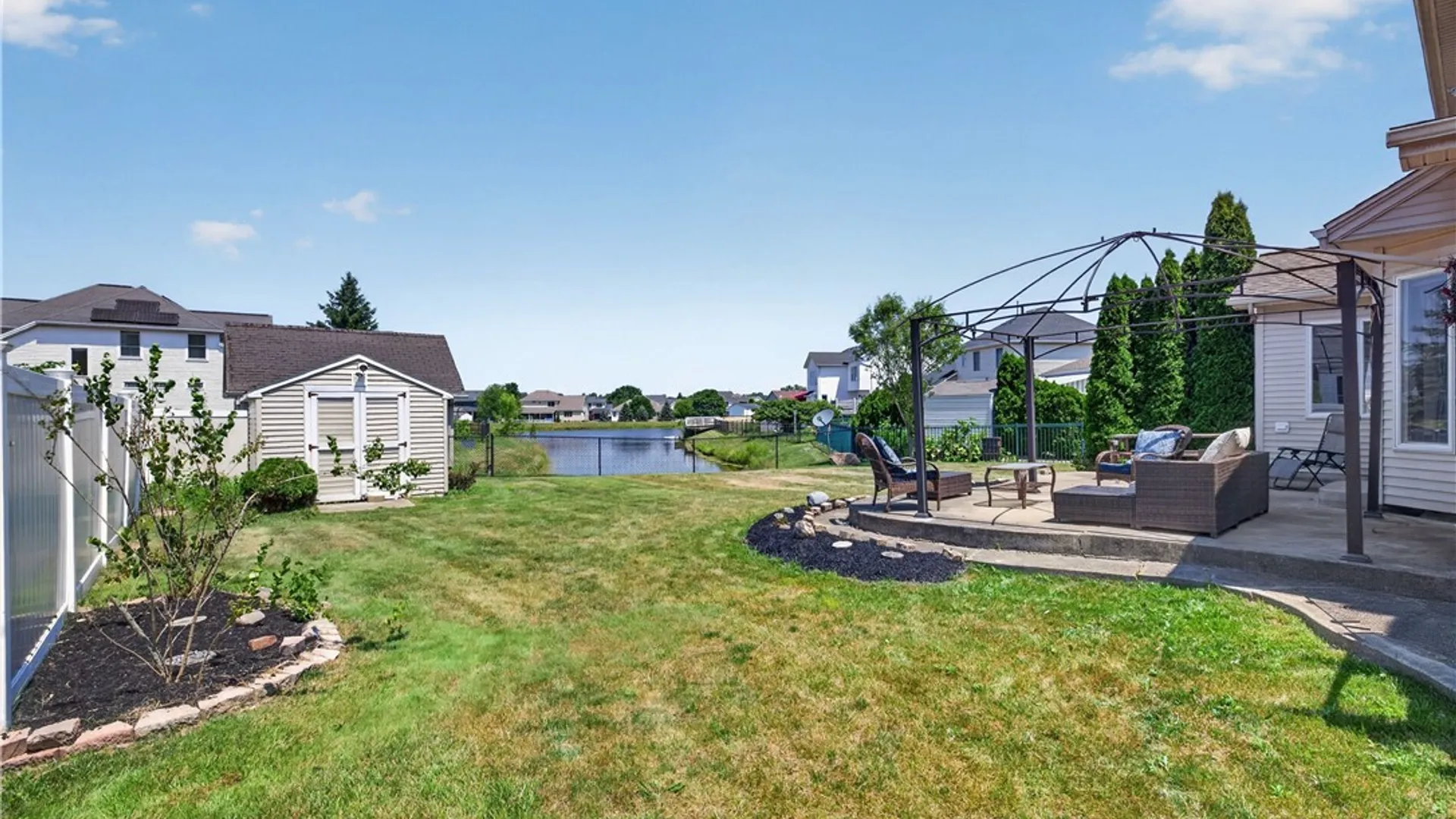 Property at 28 Apple Blossom Boulevard, Lancaster, NY 14086 41