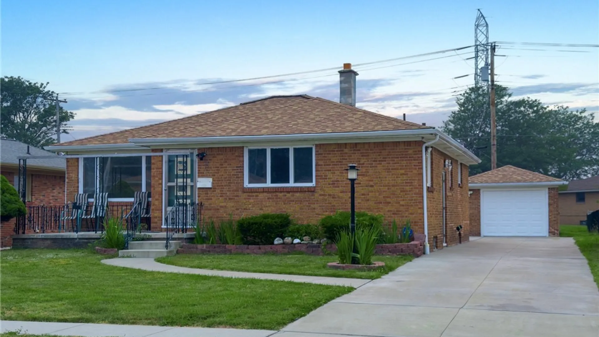 Property at 54 Ceil Drive, Cheektowaga, NY 14227 2