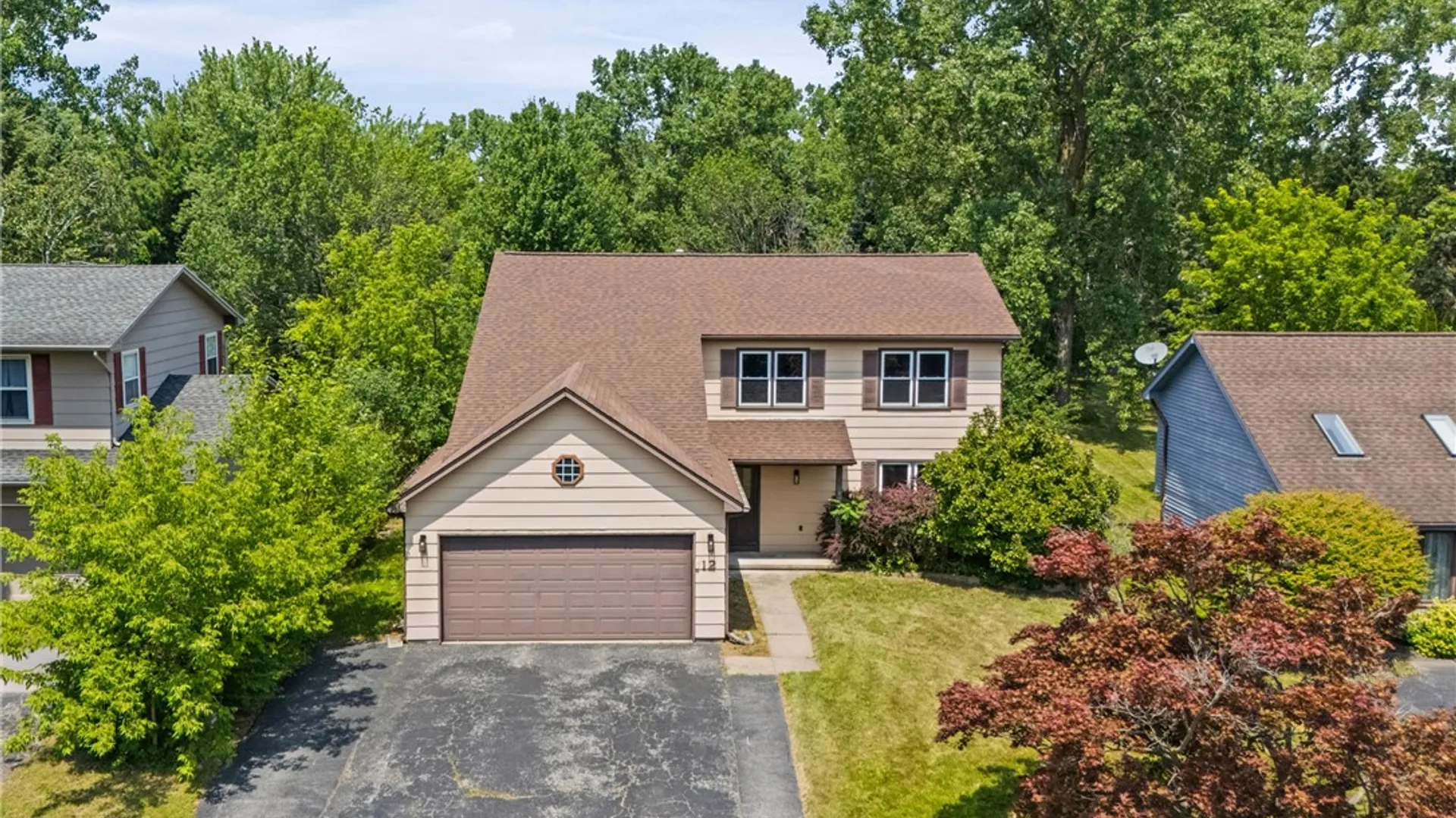 Property at 12 Fieldstone Lane, Henrietta, NY 14586 50