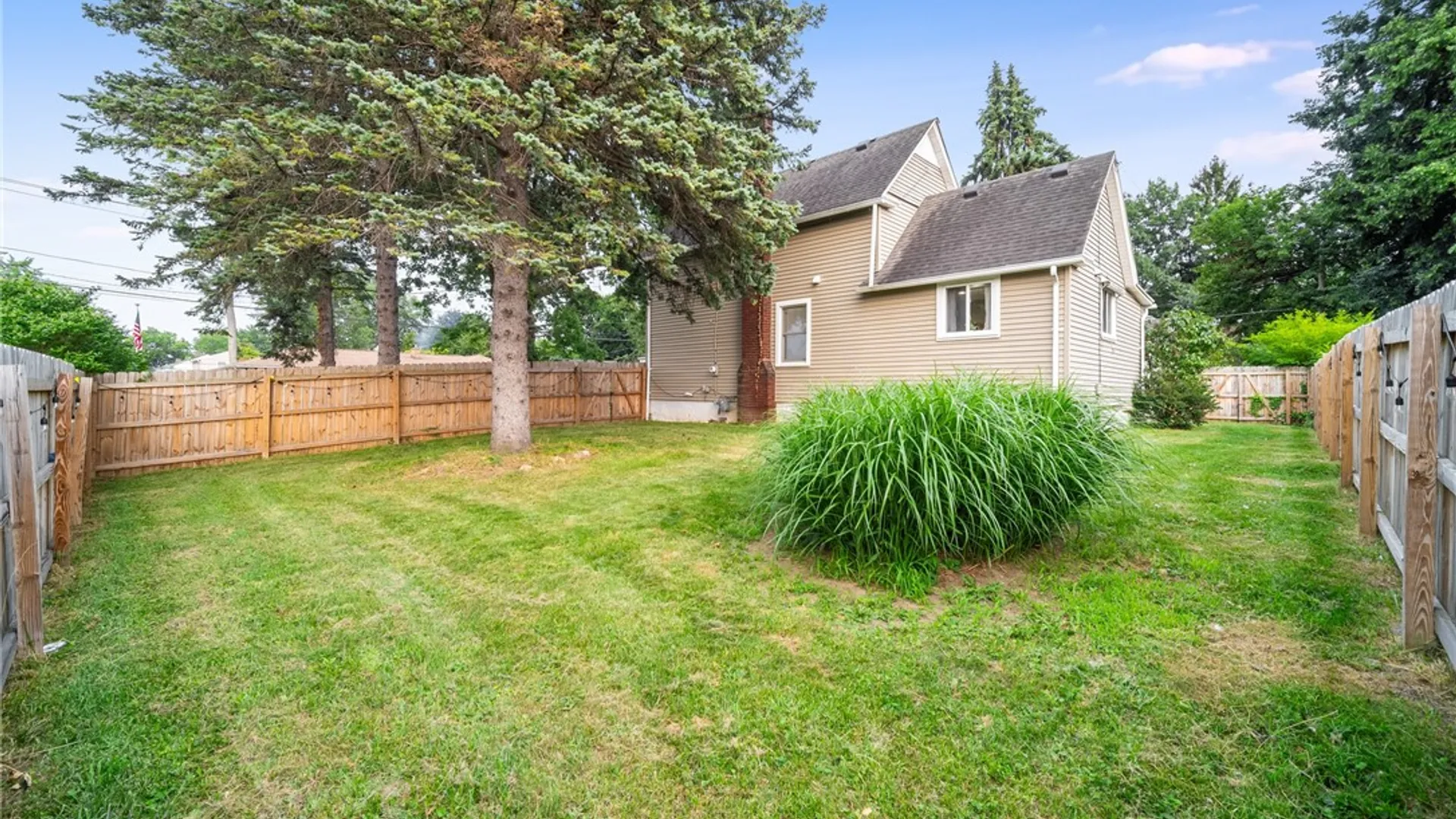 Property at 343 Bouckhart Avenue, Irondequoit, NY 14622 28