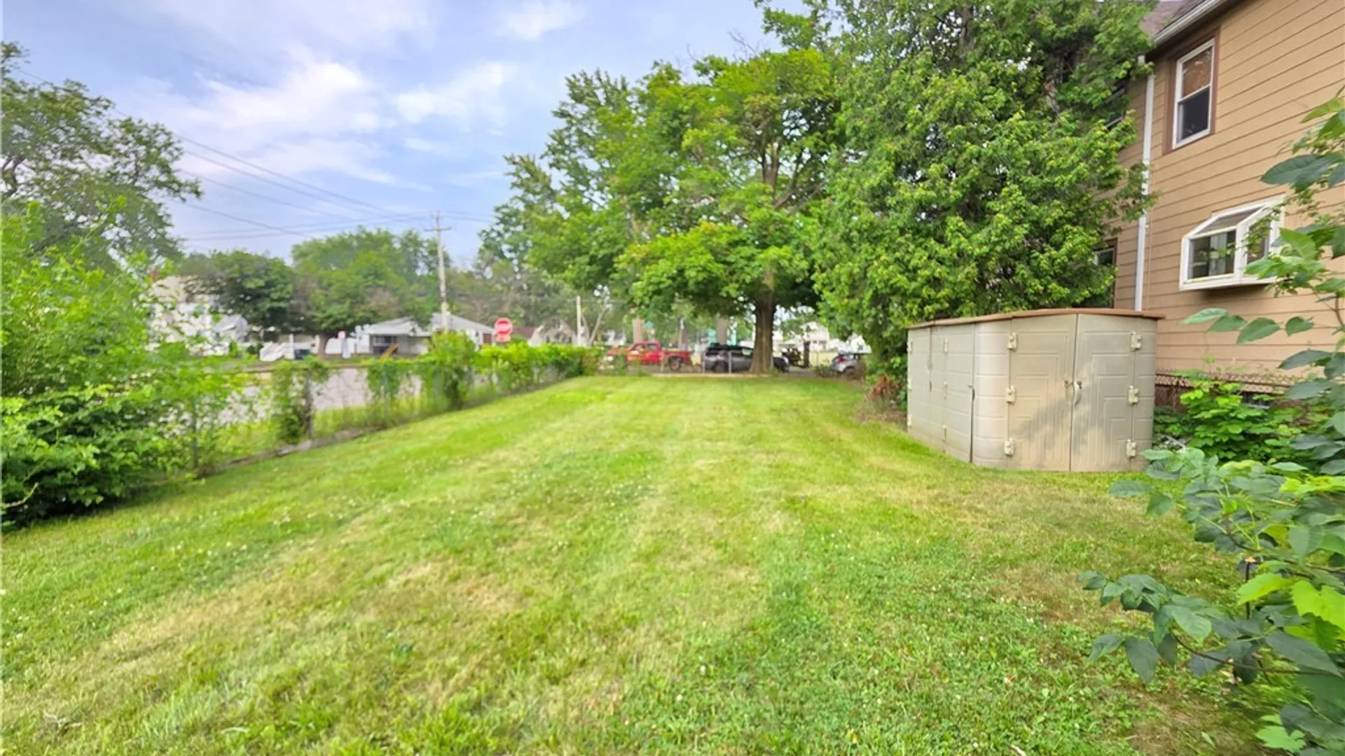 Property at 651 Pasadena Avenue, Niagara Falls, NY 14304 28