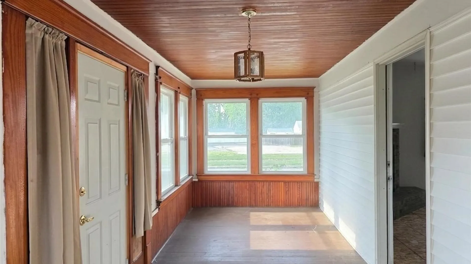 Property at 651 Pasadena Avenue, Niagara Falls, NY 14304 5