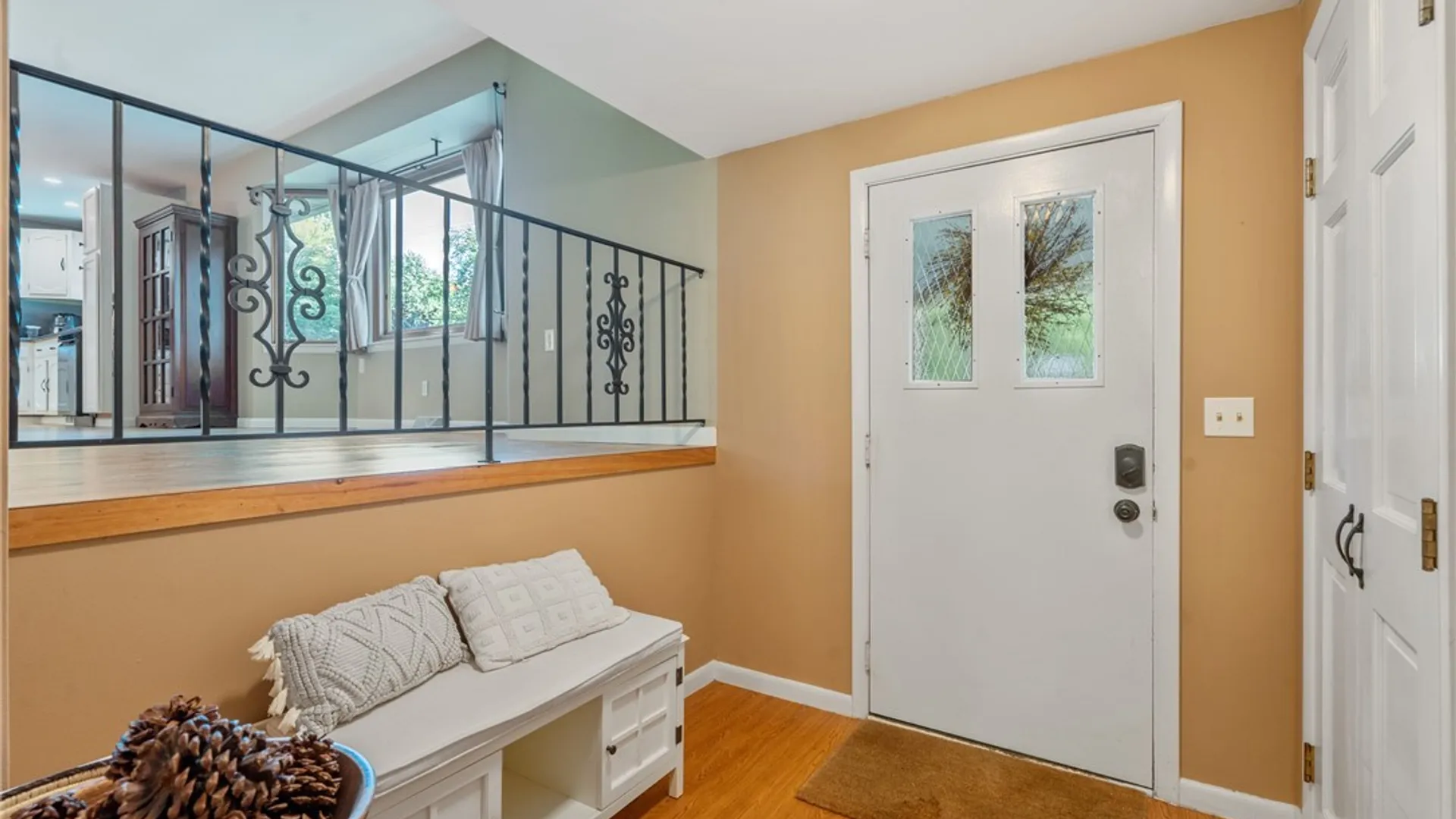 Property at 211 Donlin Drive, Salina, NY 13088 4