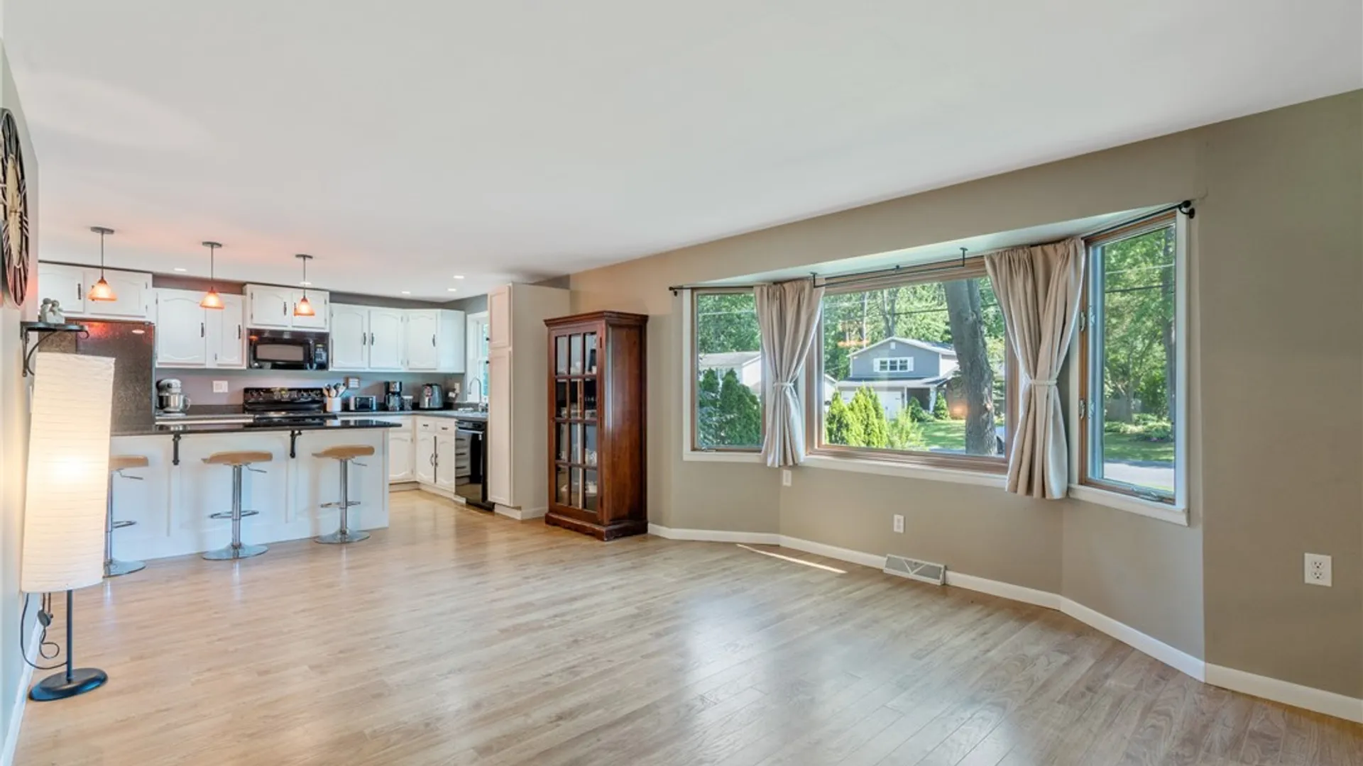 Property at 211 Donlin Drive, Salina, NY 13088 6