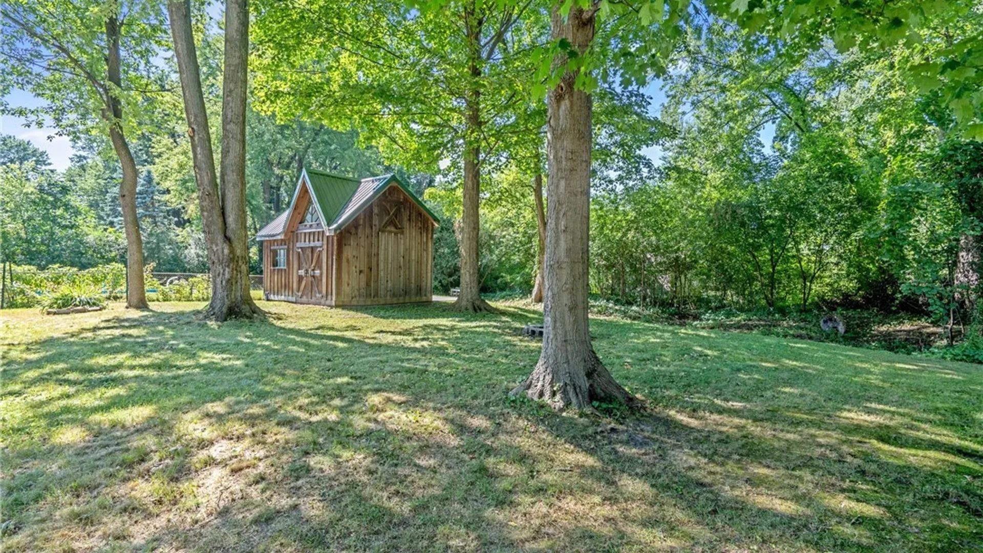 Property at 211 Donlin Drive, Salina, NY 13088 37