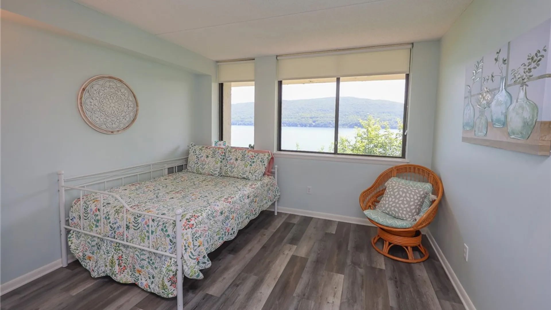 Property at 2 Cliffside Drive, South Bristol, NY 14424 16