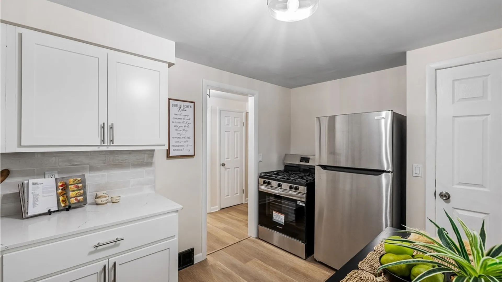 Property at 224 Hazelwood Avenue, Buffalo, NY 14215 9