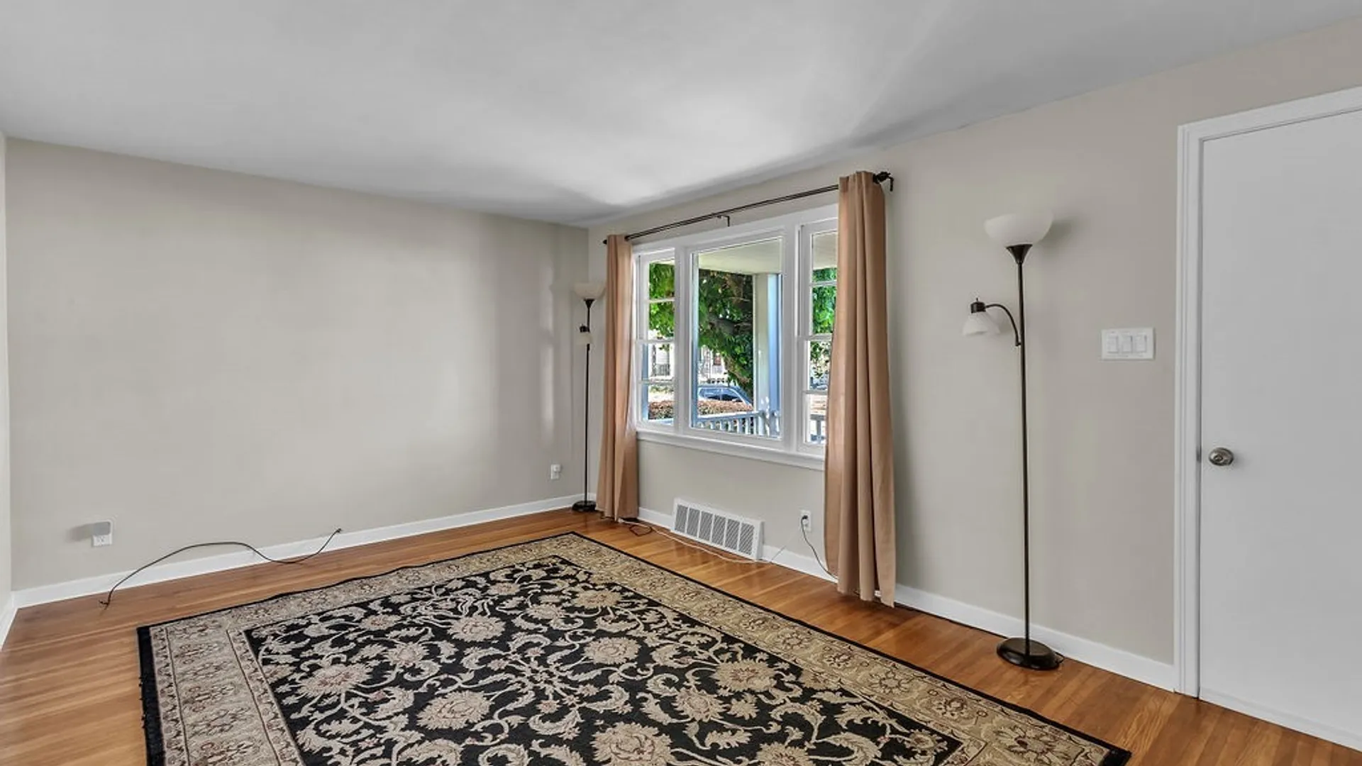 Property at 197 Crocker Street, Cheektowaga, NY 14212 5