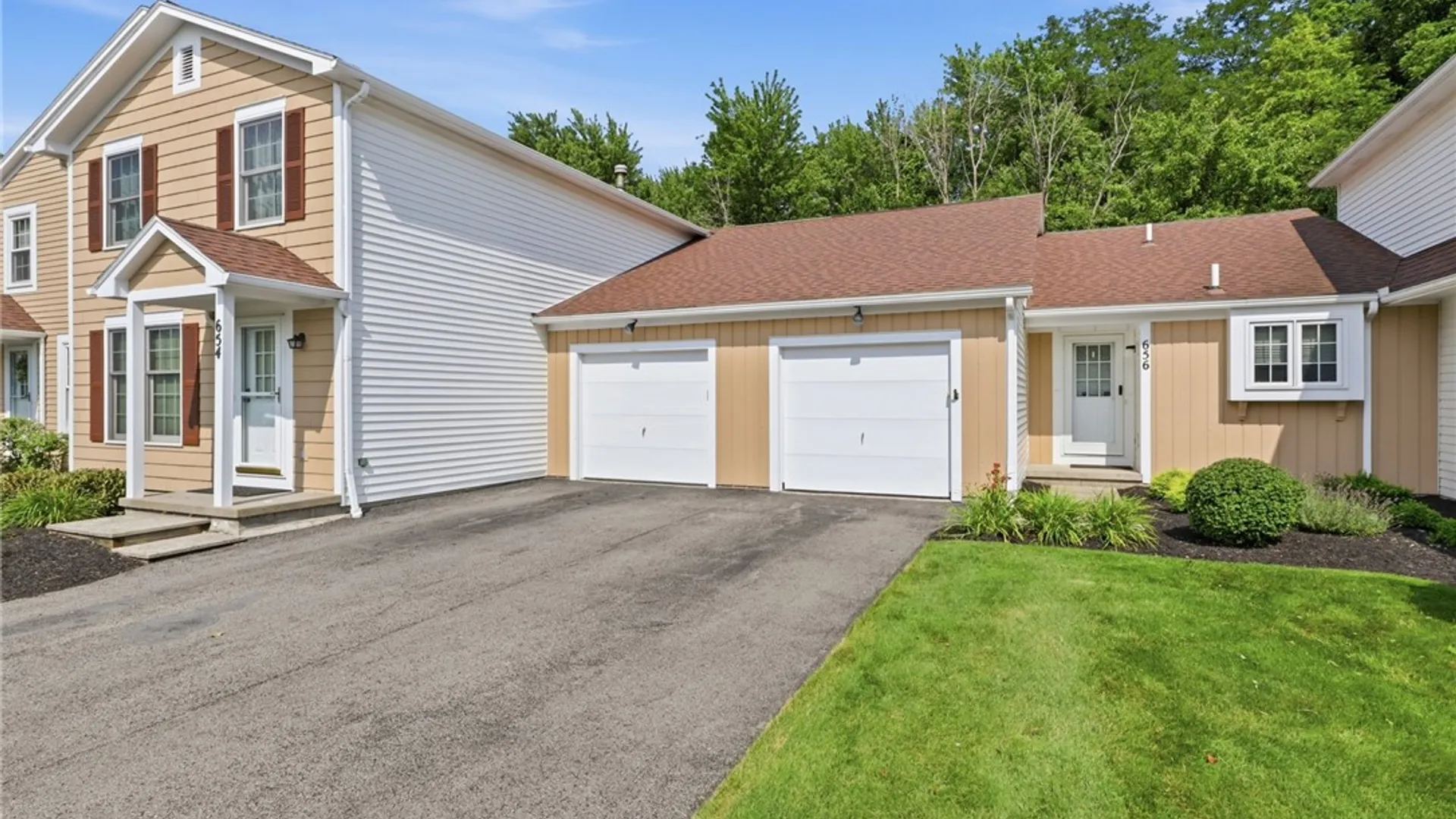 Property at 656 Neros Run, Webster, NY 14580 2