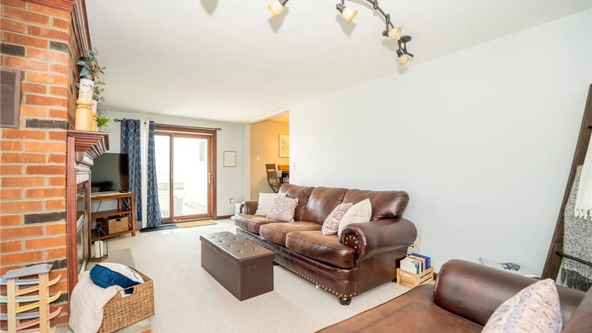 Property at 63 Queens Drive, West Seneca, NY 14224 23