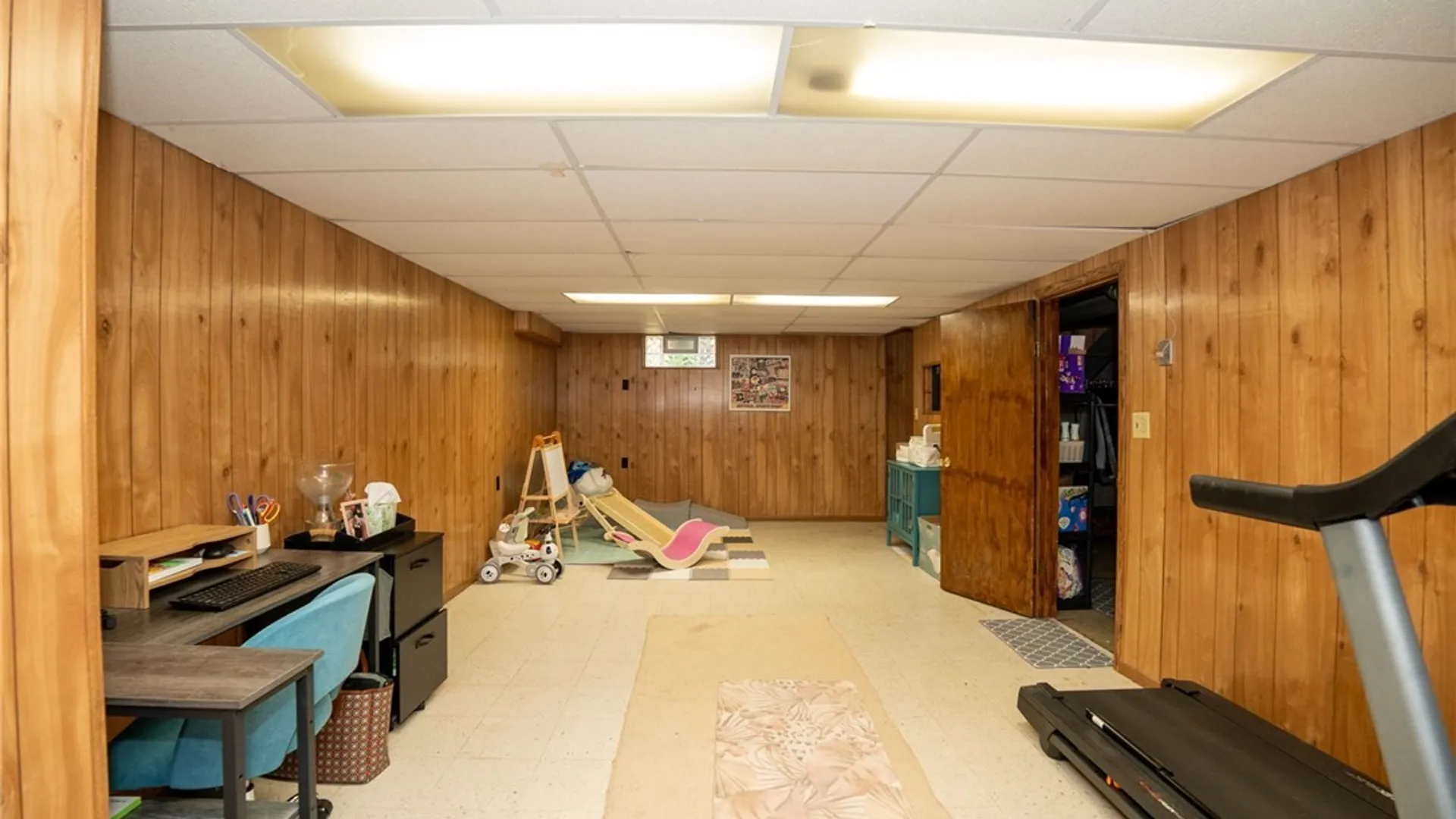 Property at 63 Queens Drive, West Seneca, NY 14224 32