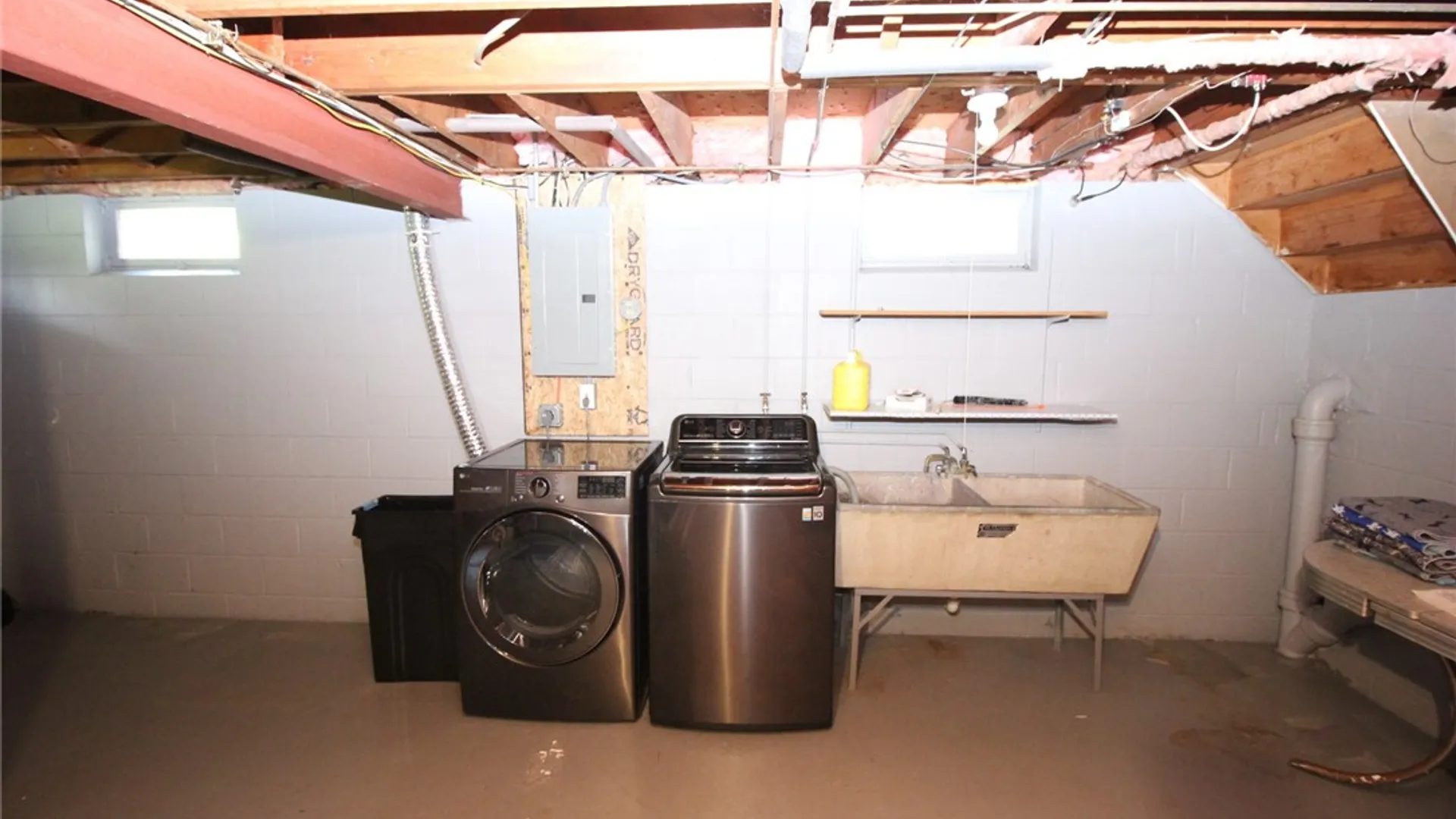 Property at 25 Kensington Court, Greece, NY 14612 35