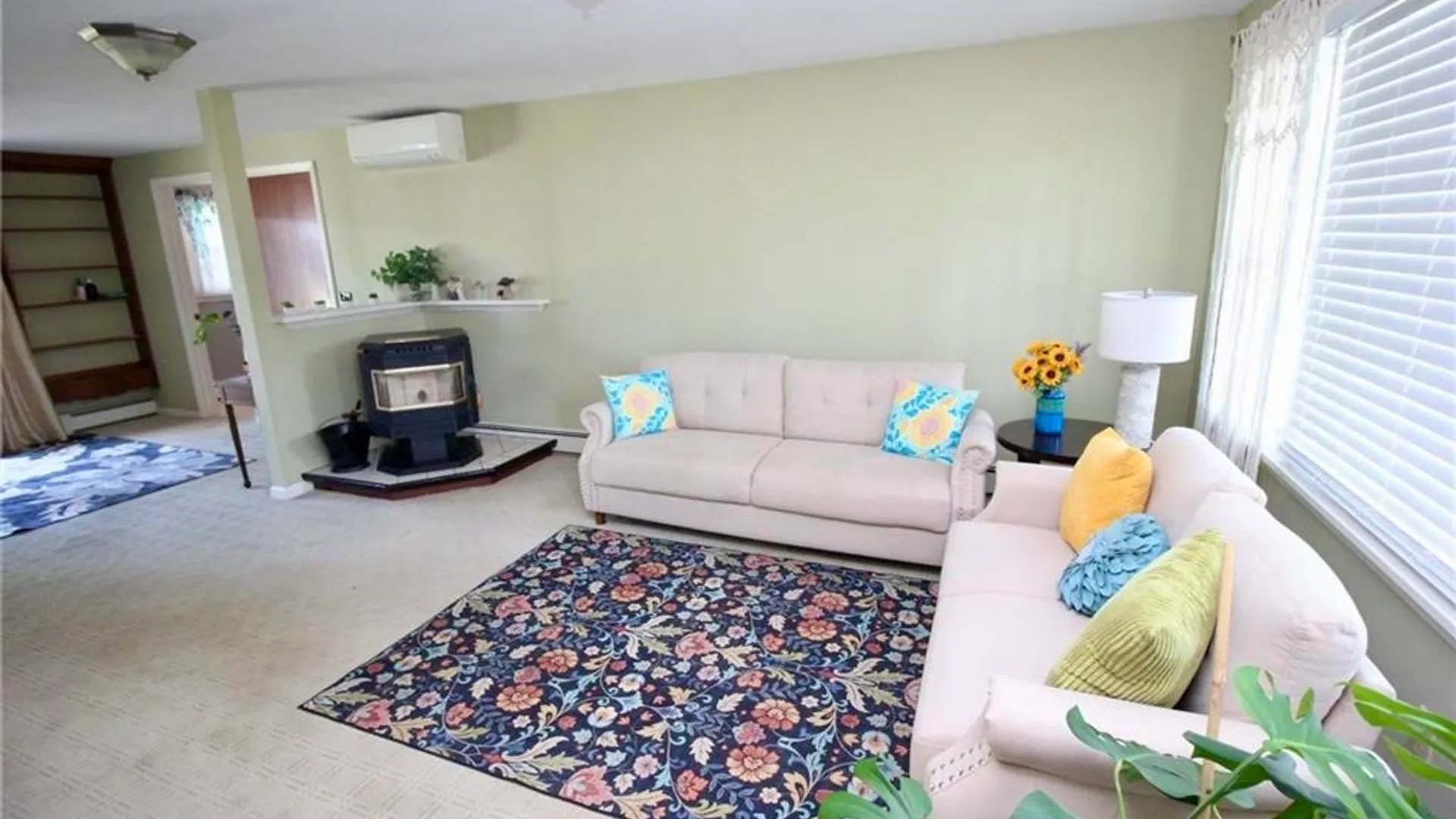 Property at 25 Kensington Court, Greece, NY 14612 16