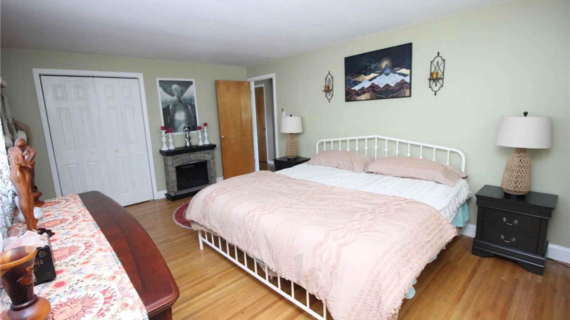 Property at 25 Kensington Court, Greece, NY 14612 21