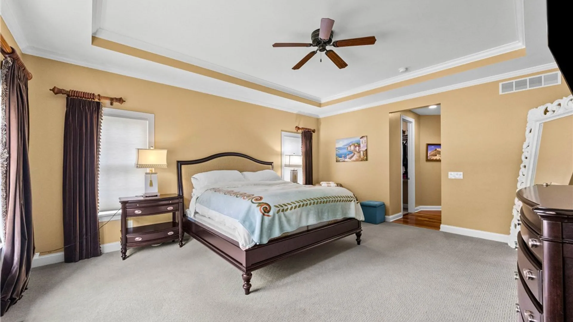 Property at 250 Country Woods Lane, Greece, NY 14626 32