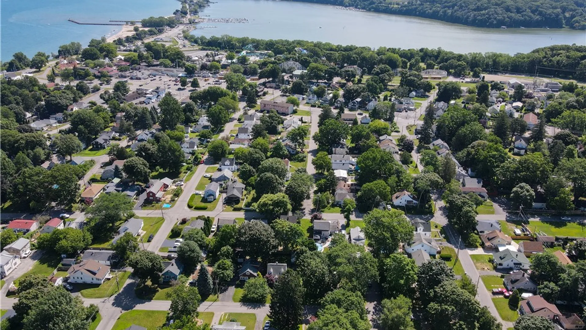 Property at 55 Seacliffe Road, Irondequoit, NY 14622 27