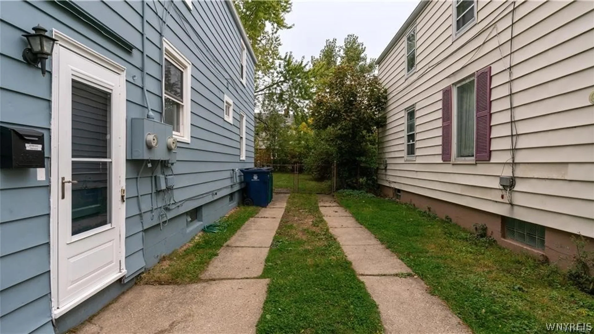 Property at 123 Kimberly Avenue, Buffalo, NY 14220 3