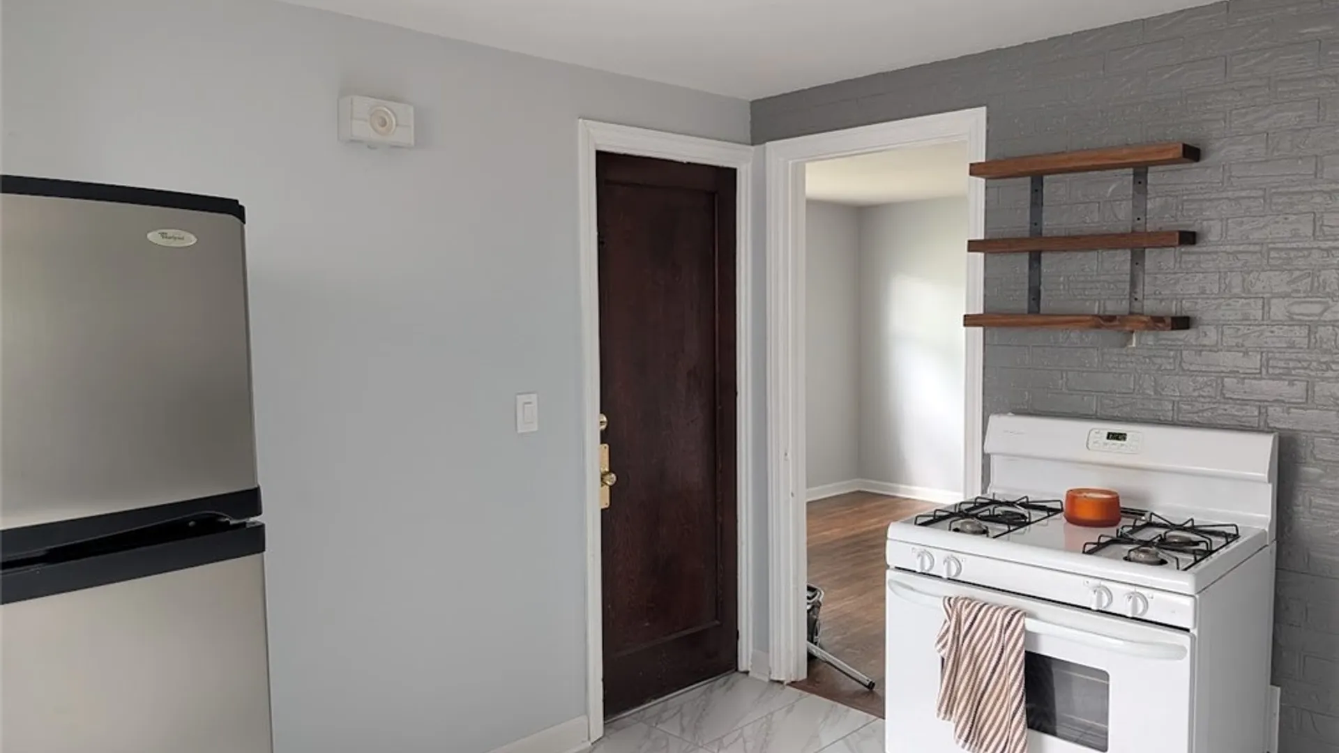 Property at 123 Kimberly Avenue, Buffalo, NY 14220 7
