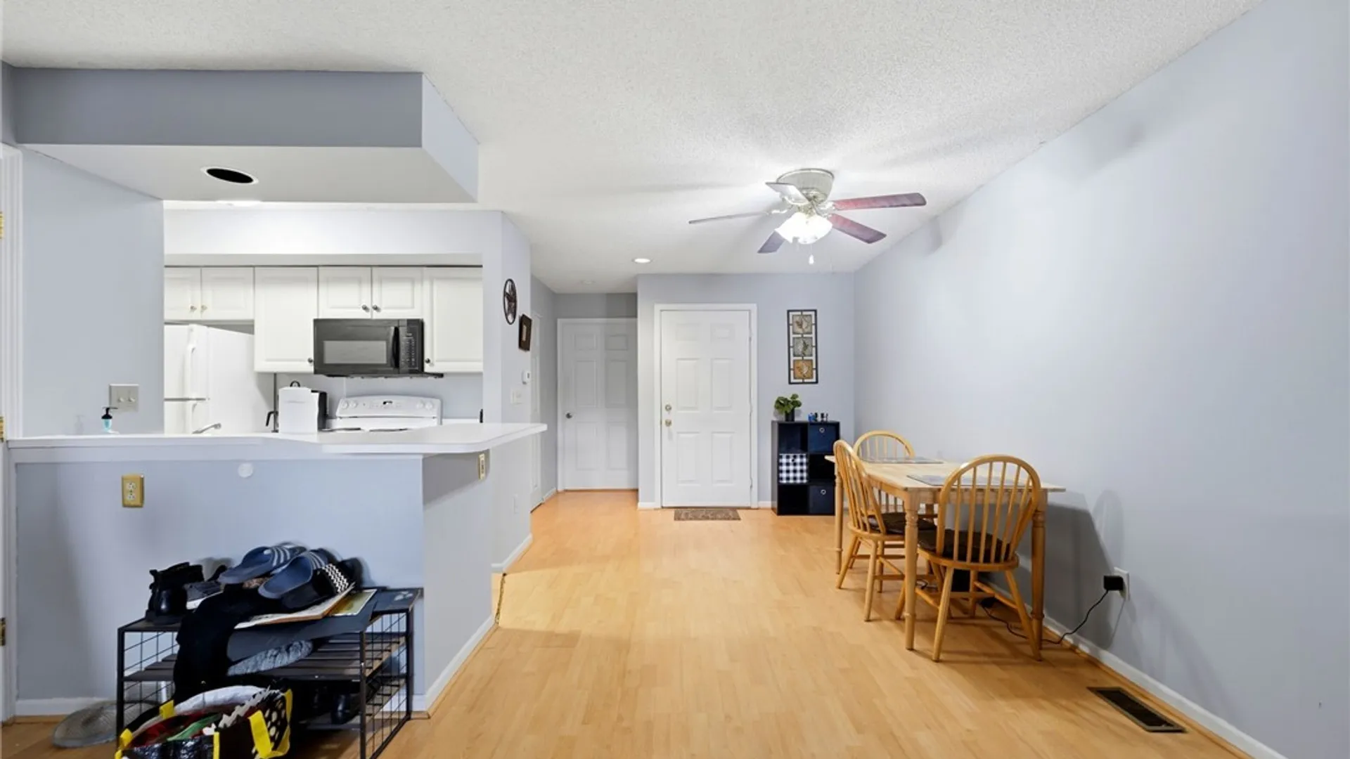 Property at 2 Keph Drive, Amherst, NY 14228 9