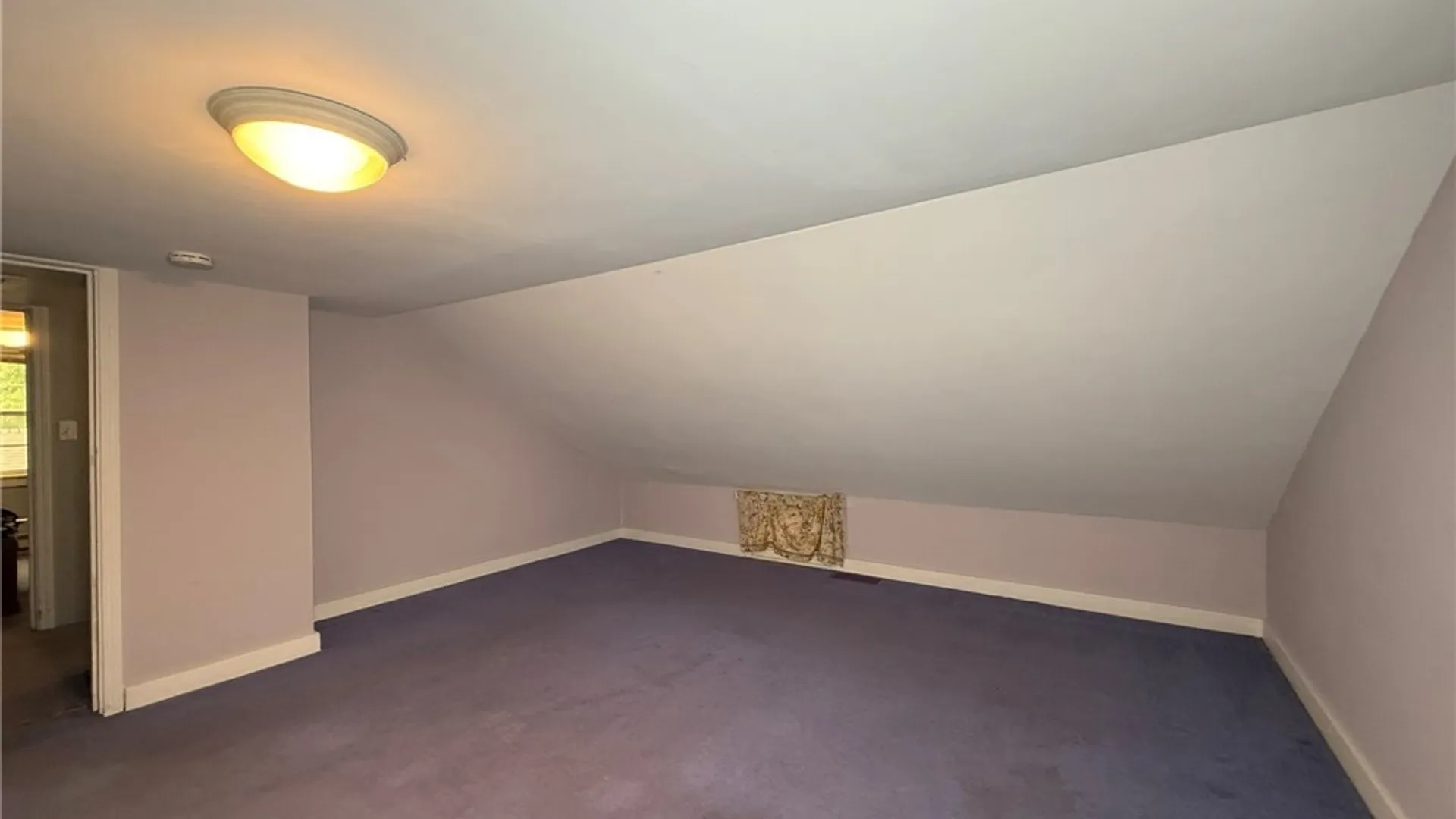 Property at 1101 Cumberland Ave, Syracuse, NY 13210 16