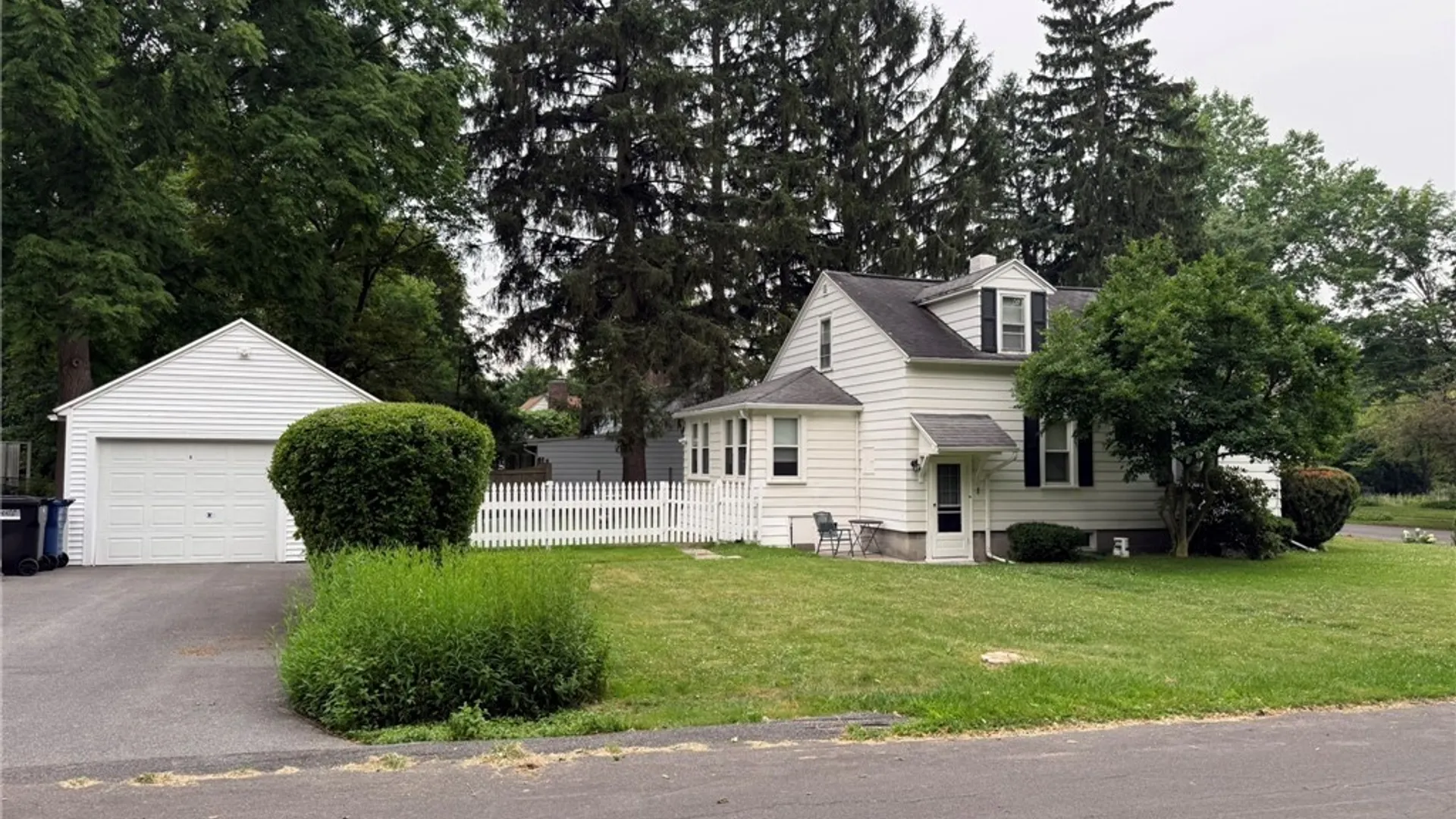 Property at 1101 Cumberland Ave, Syracuse, NY 13210 2