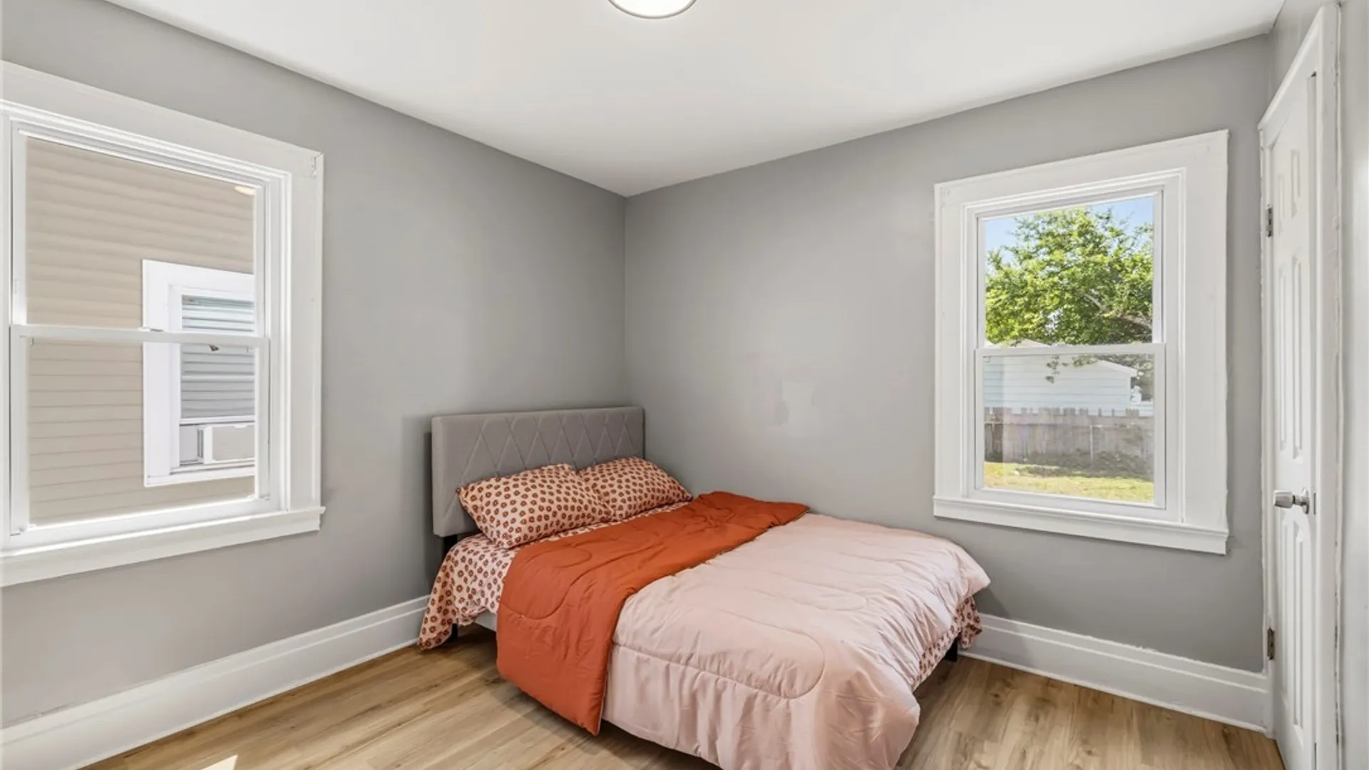 Property at 120 E End Avenue, Buffalo, NY 14225 13