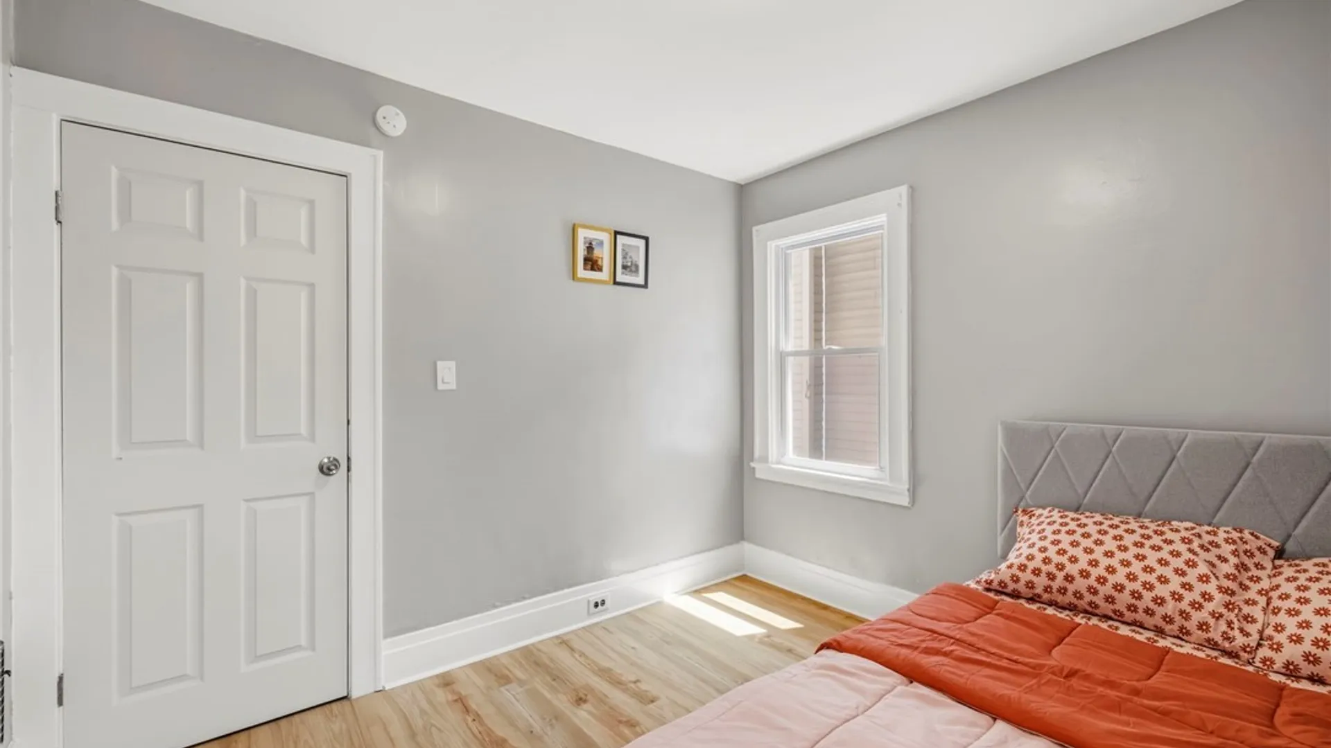 Property at 120 E End Avenue, Buffalo, NY 14225 14