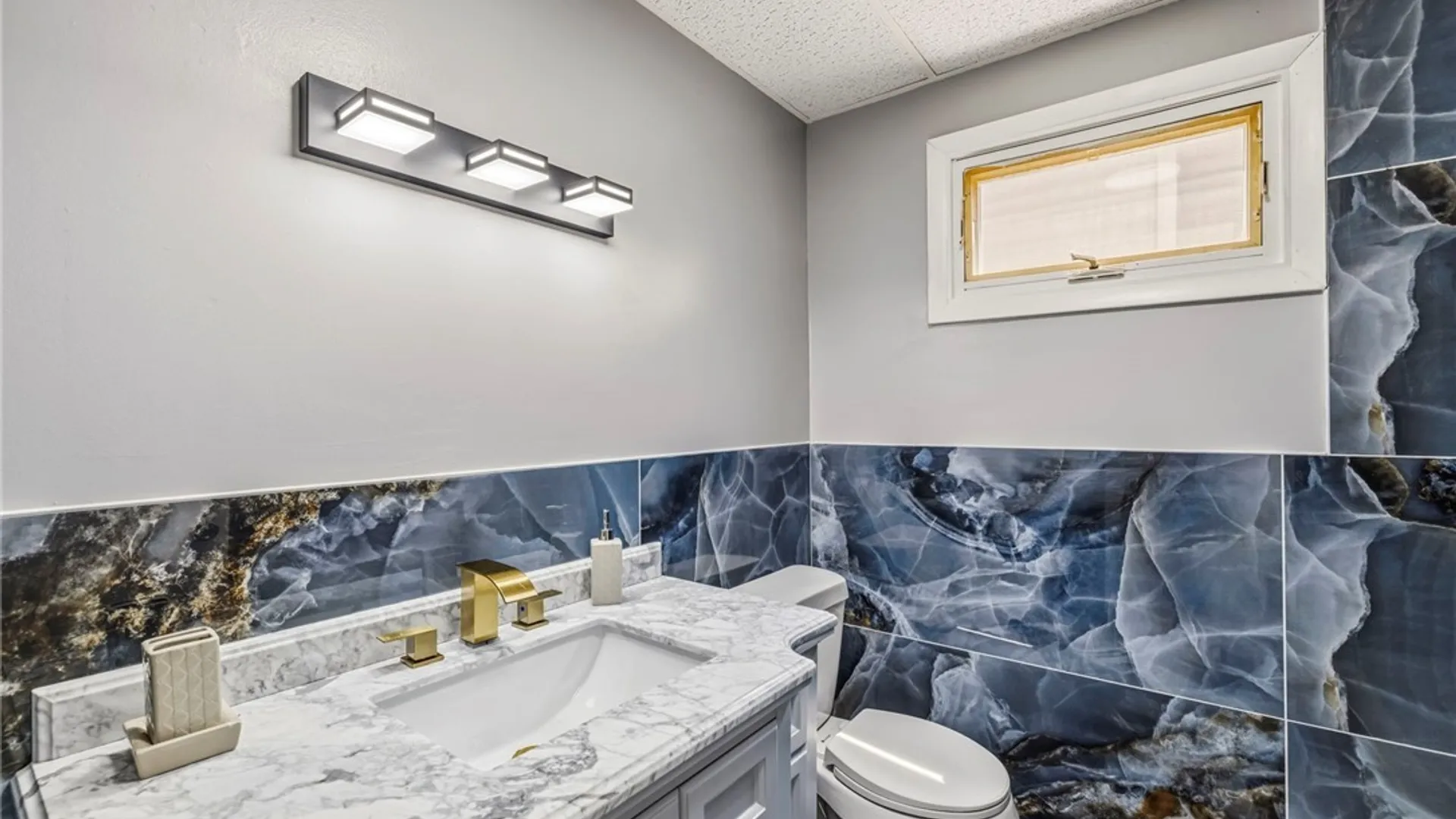 Property at 120 E End Avenue, Buffalo, NY 14225 18