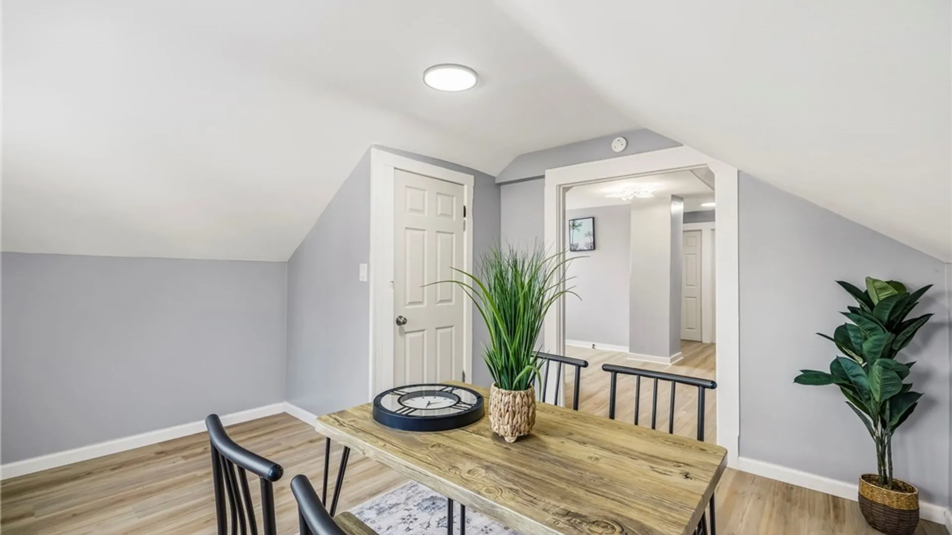Property at 120 E End Avenue, Buffalo, NY 14225 22