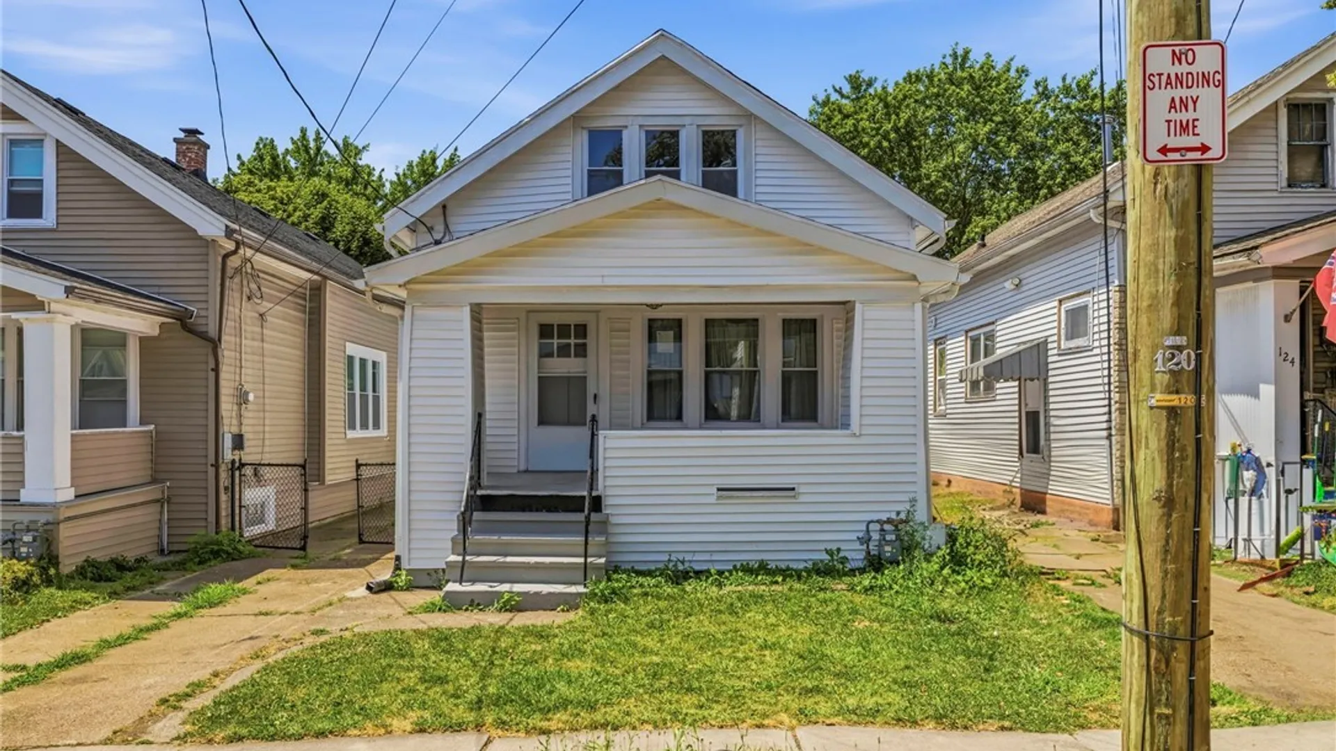 Property at 120 E End Avenue, Buffalo, NY 14225 3
