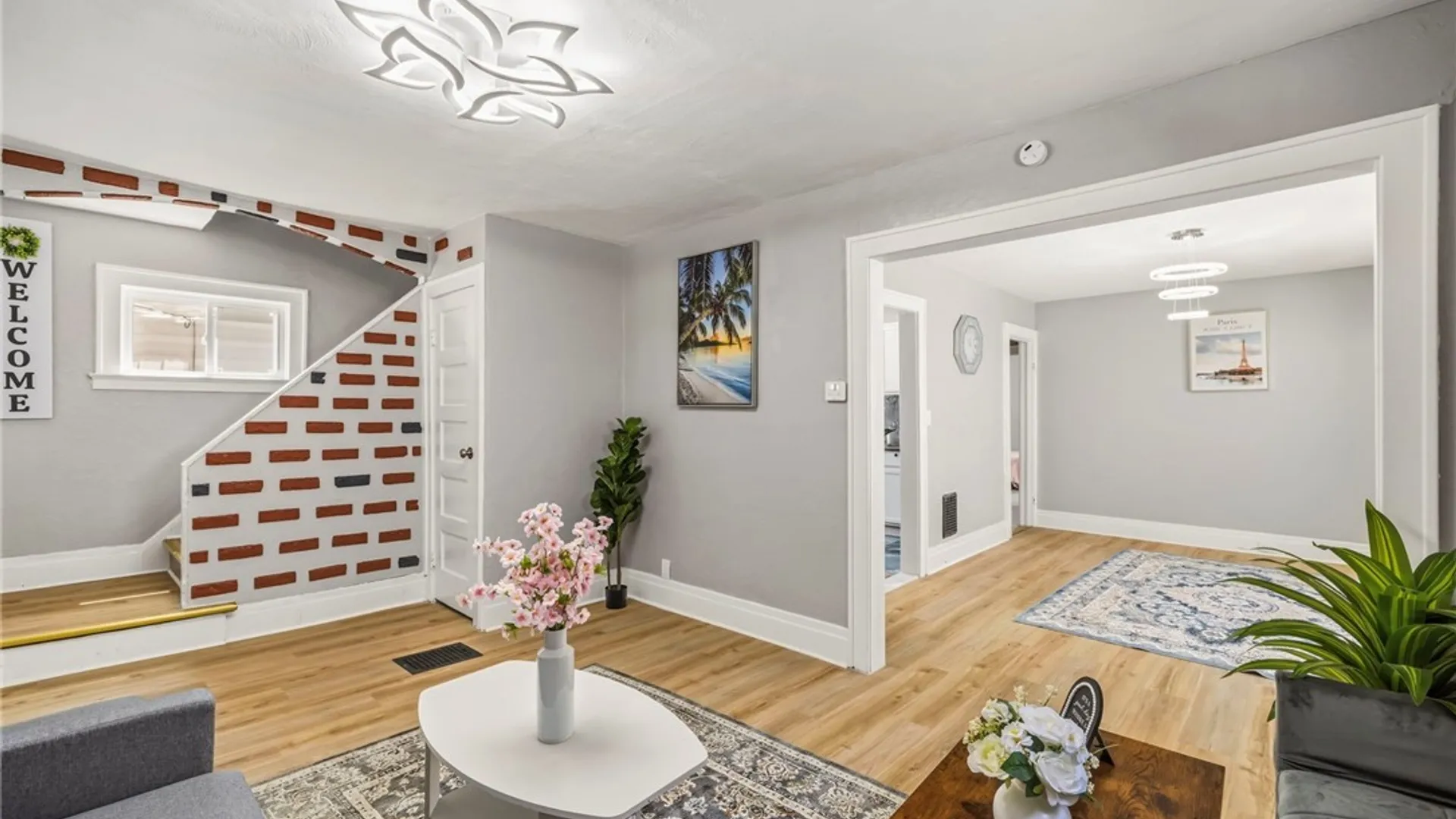 Property at 120 E End Avenue, Buffalo, NY 14225 8