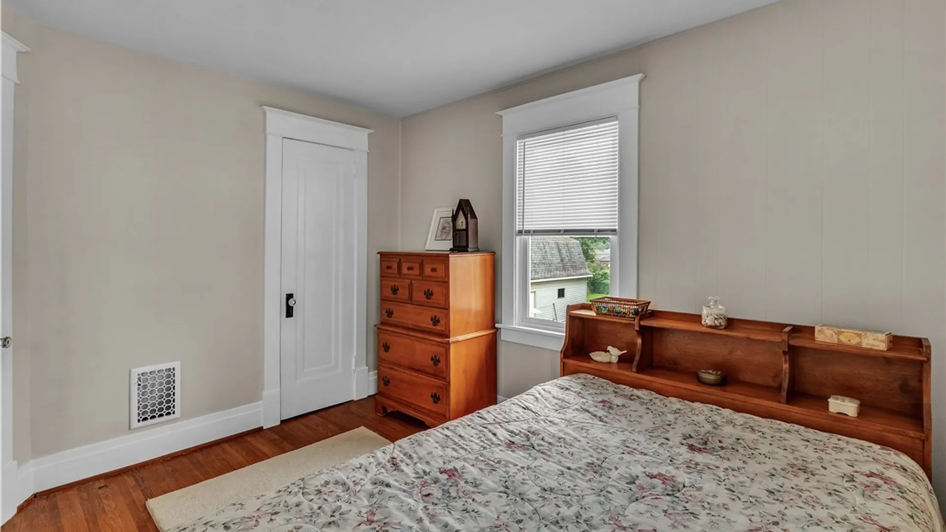 Property at 177 Kings Highway, Amherst, NY 14226 35