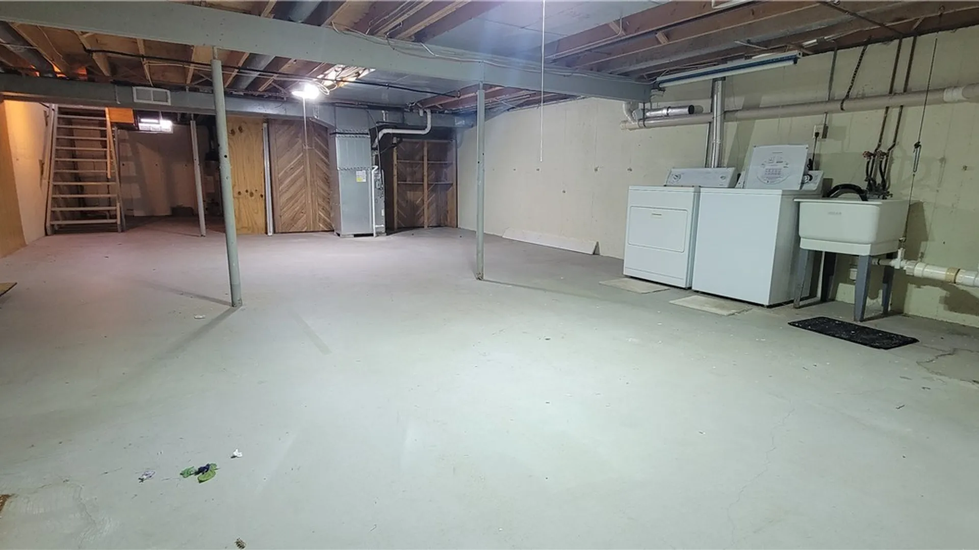 Property at 51 The Common, Lockport City, NY 14094 22