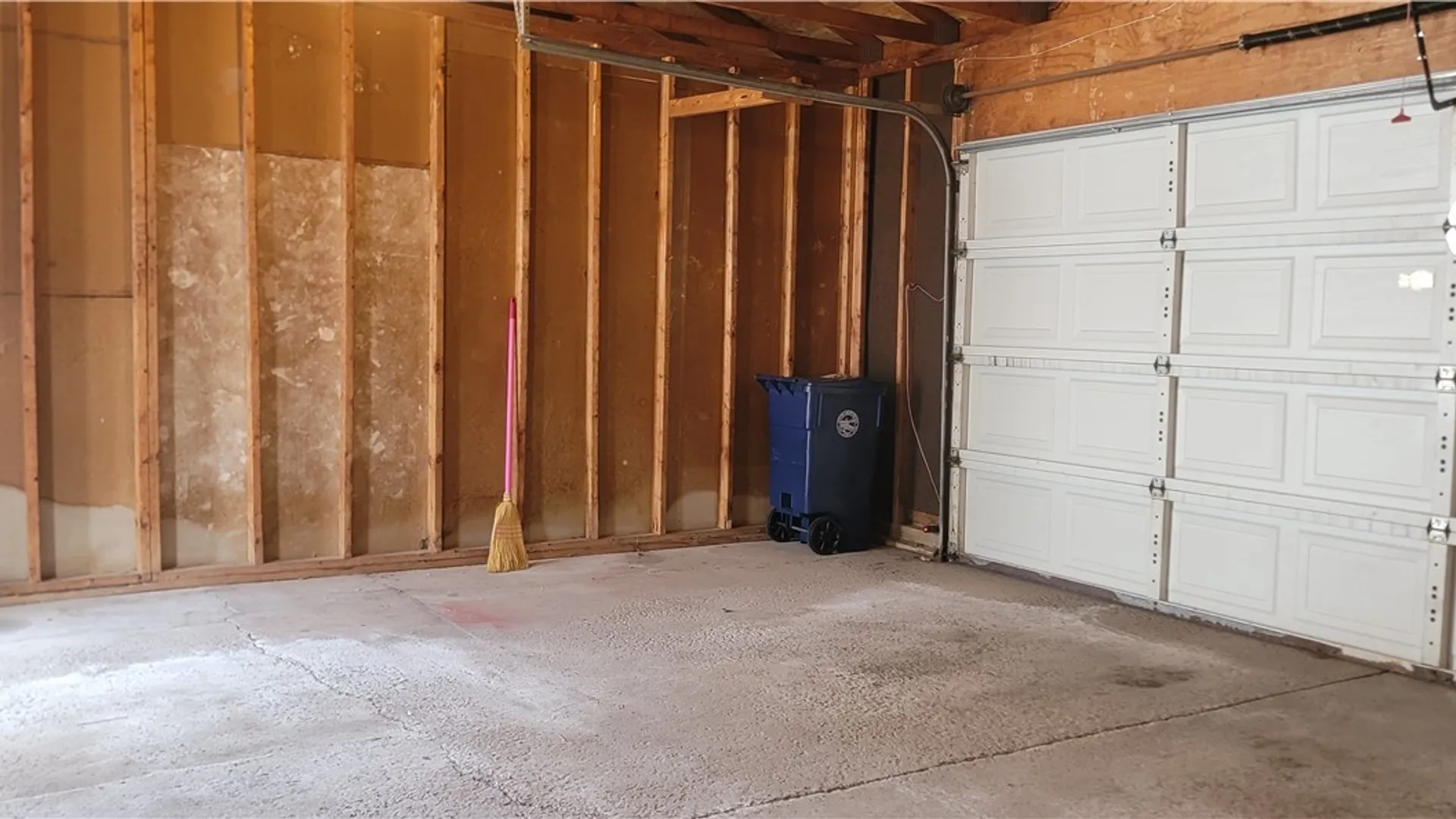 Property at 51 The Common, Lockport City, NY 14094 28
