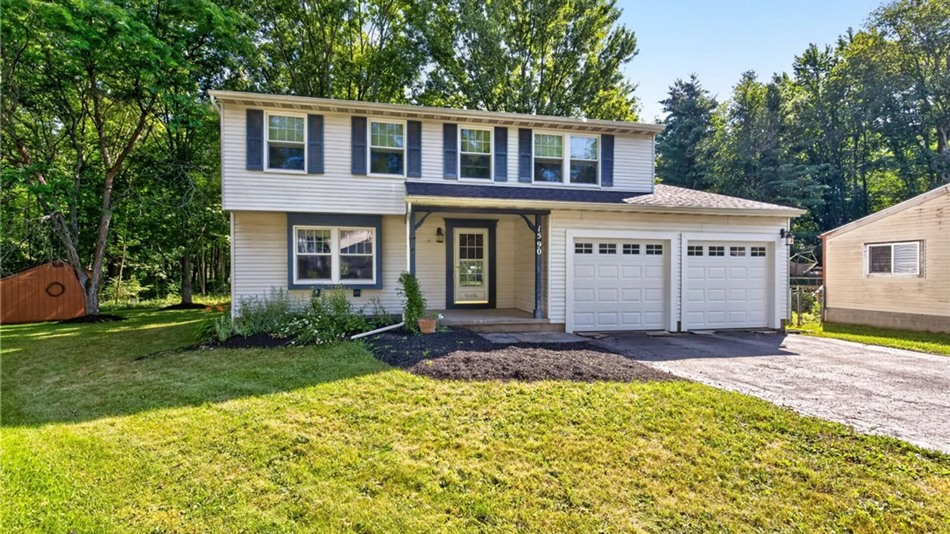Property at 1590 Sweetbrier Lane, Walworth, NY 14568 3