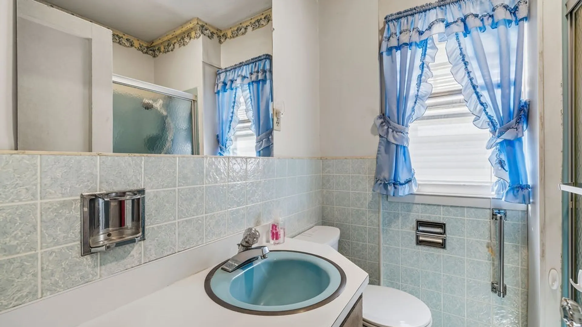 Property at 2311 Walnut Avenue, Niagara Falls, NY 14301 18