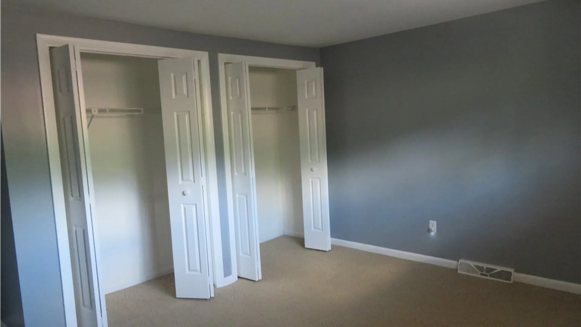 Property at 28 Sherman Oaks Drive, New Hartford, NY 13413 13