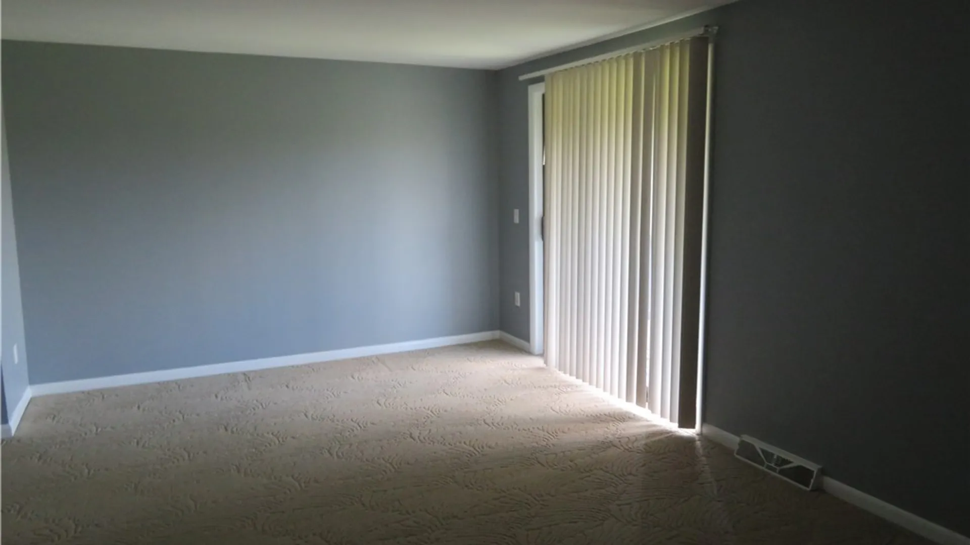Property at 28 Sherman Oaks Drive, New Hartford, NY 13413 15