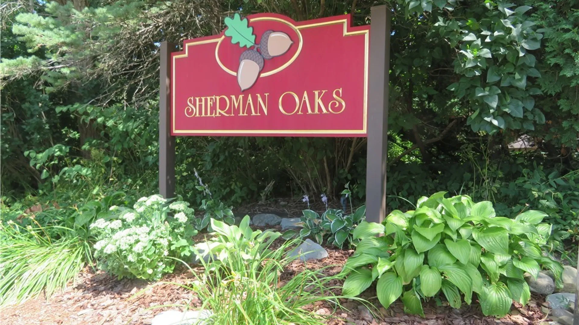 Property at 28 Sherman Oaks Drive, New Hartford, NY 13413 2
