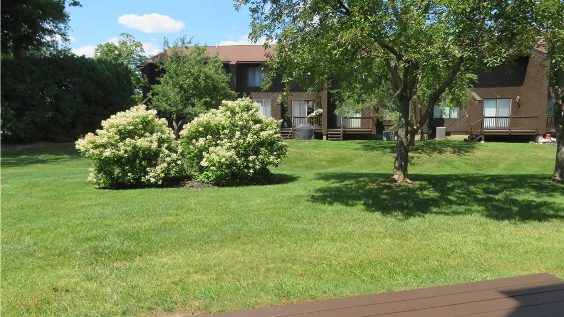 Property at 28 Sherman Oaks Drive, New Hartford, NY 13413 5