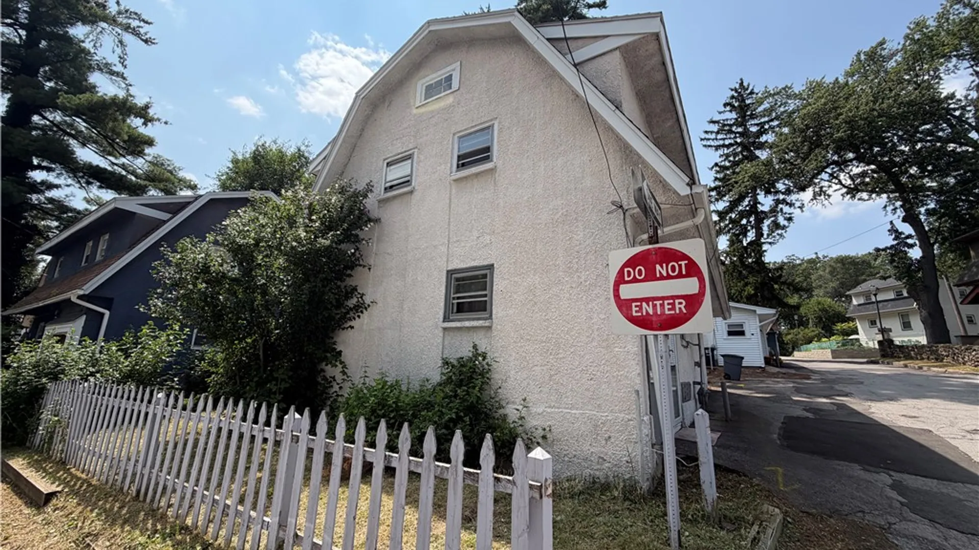 Property at 6 Pomander, East Rochester, NY 14445 3