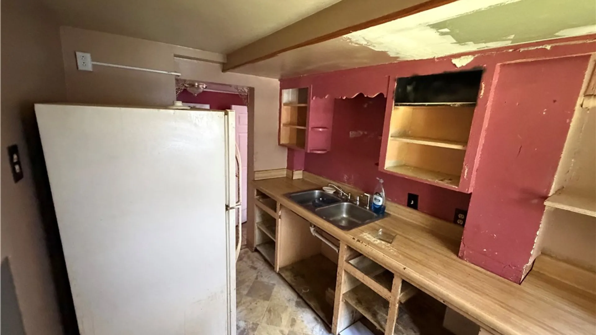 Property at 6 Pomander, East Rochester, NY 14445 7