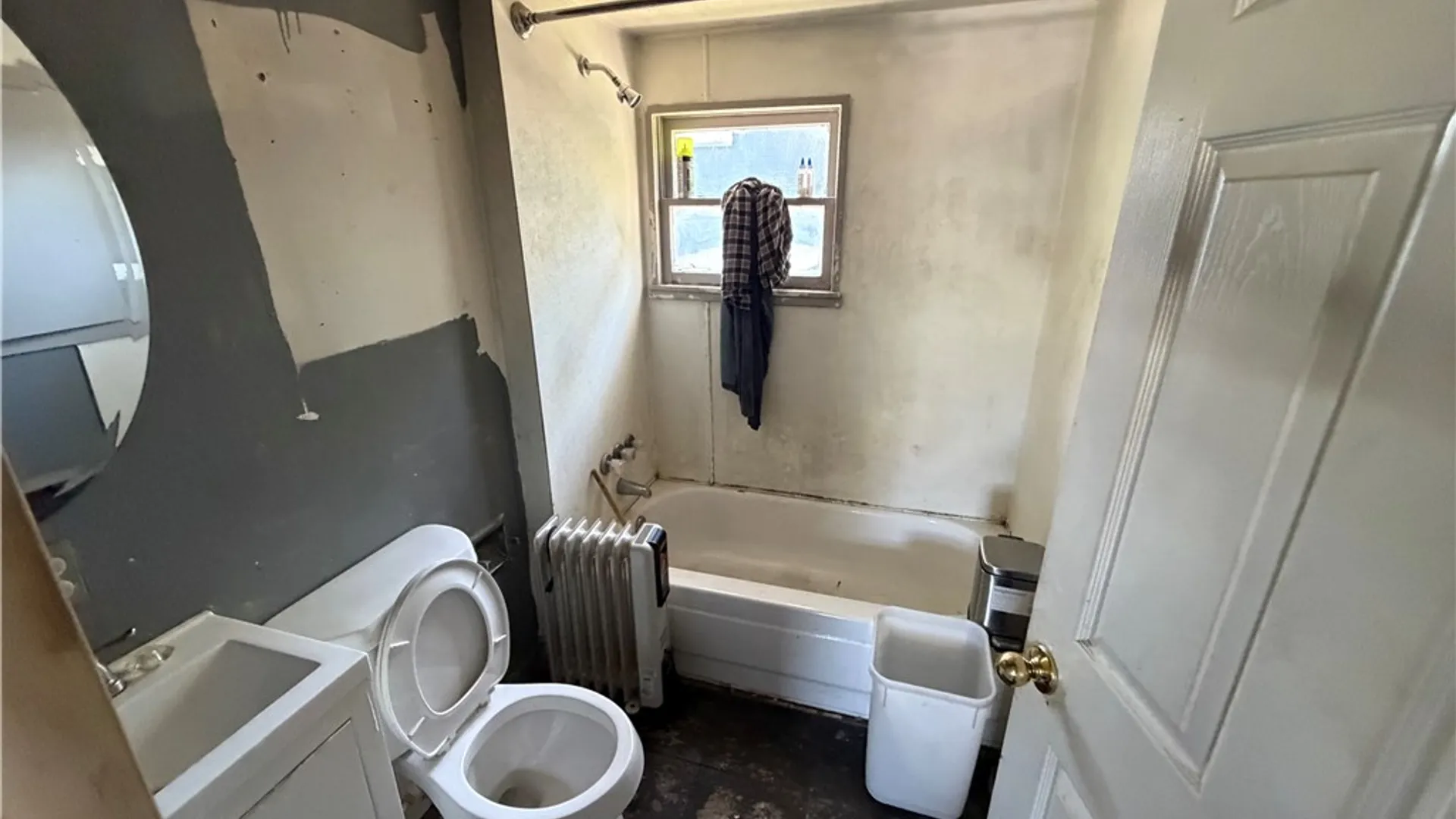 Property at 6 Pomander, East Rochester, NY 14445 9