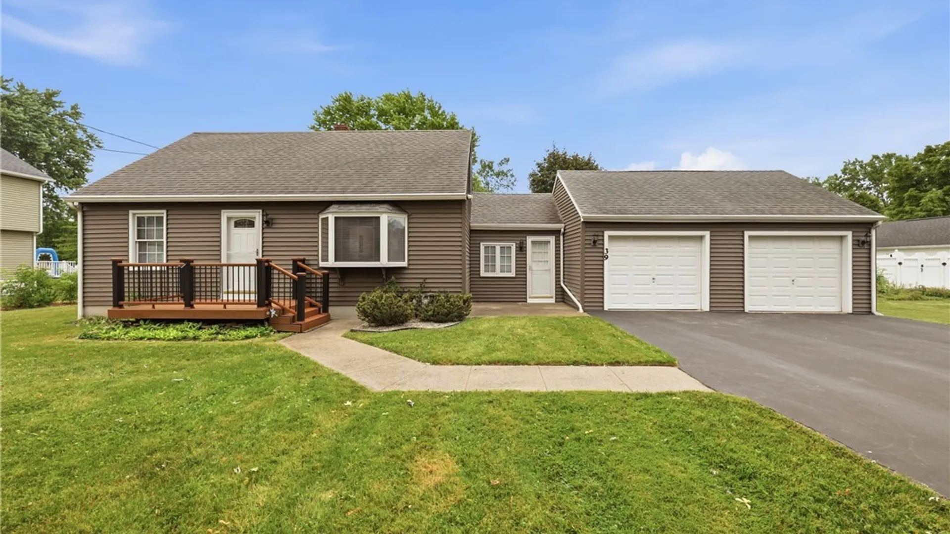 Property at 39 E Home Road, Lancaster, NY 14026 2
