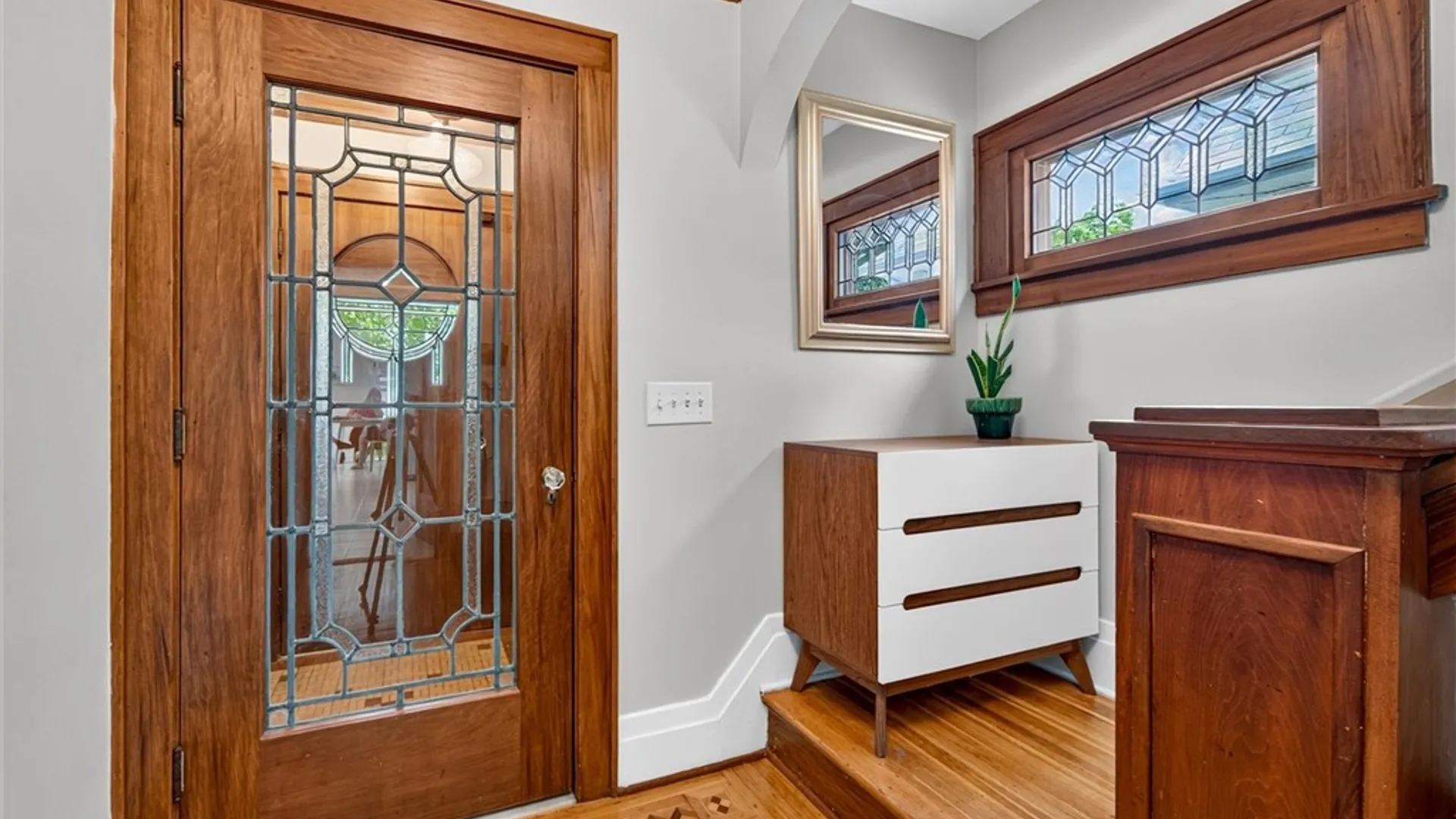 Property at 505 Hurstbourne Road, Irondequoit, NY 14609 4