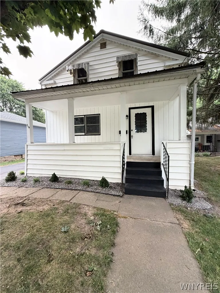 Property at 719 Orient Street, Shelby, NY 14103